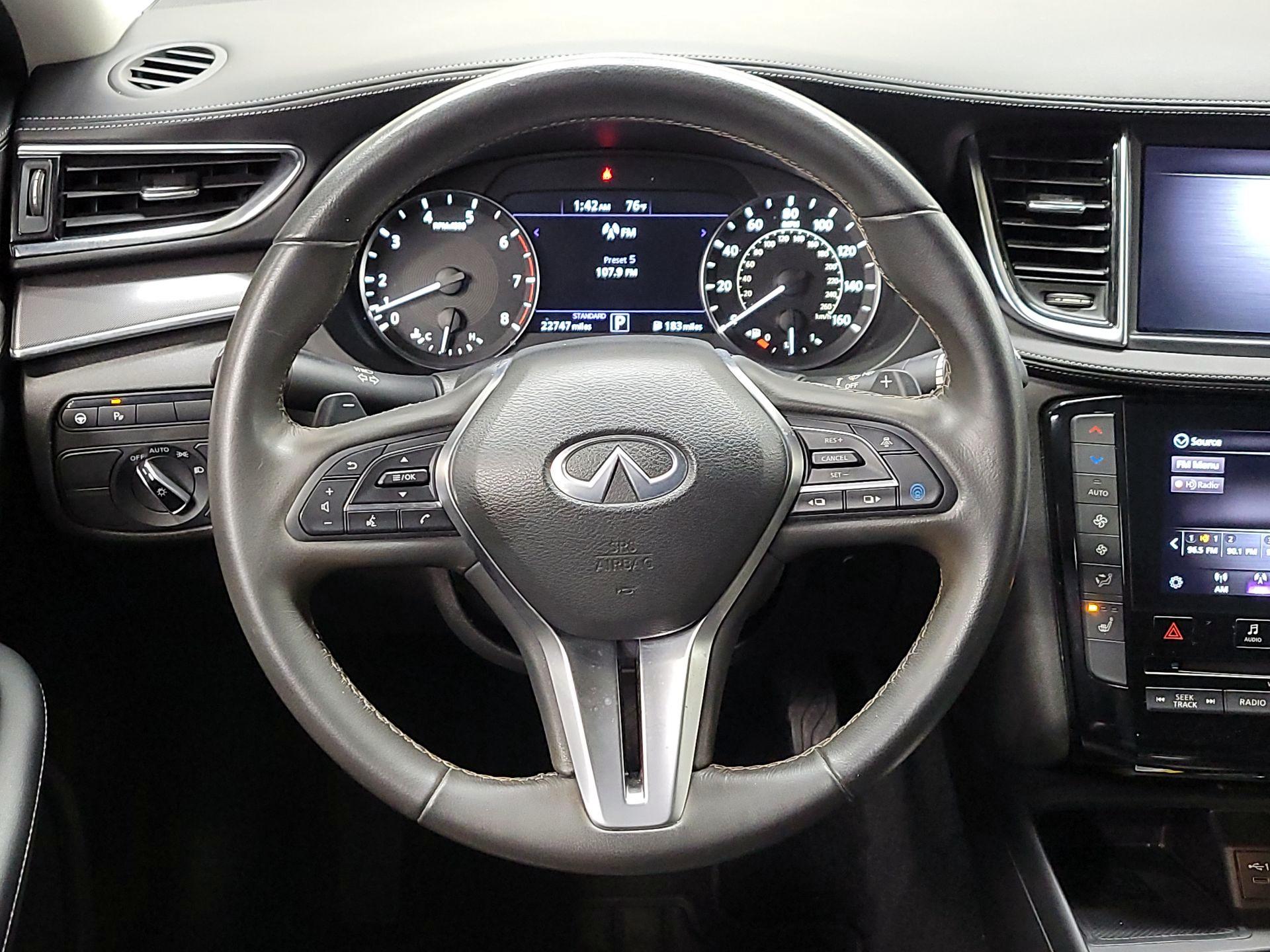 Thumbnail: 2023 INFINITI QX50 - 10