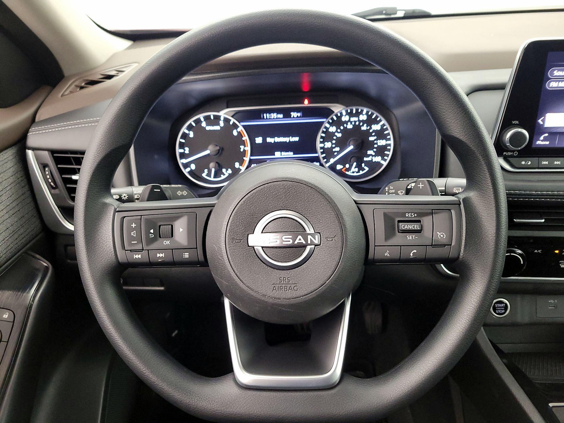 Thumbnail: 2023 Nissan Rogue - 10
