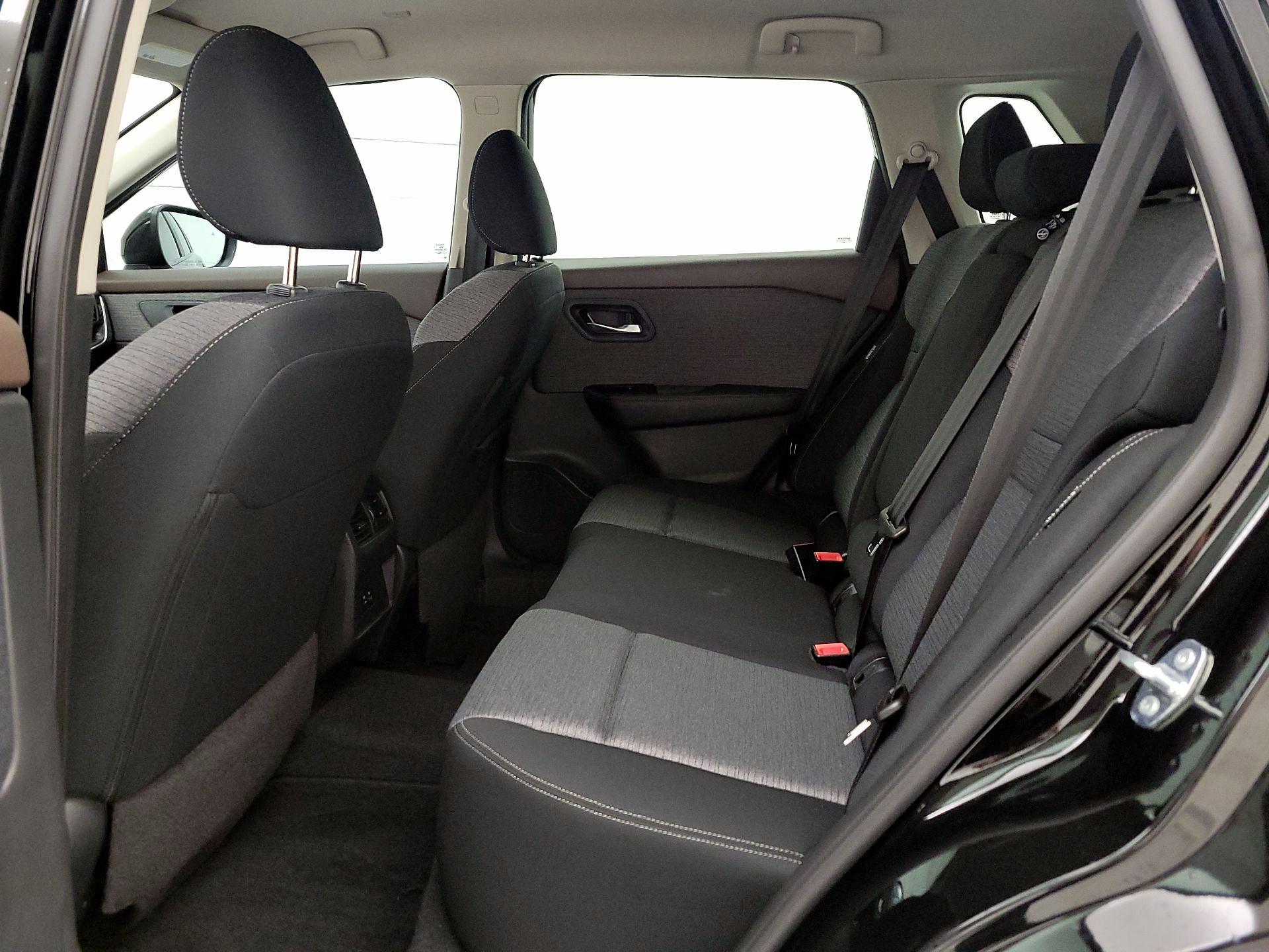 Thumbnail: 2023 Nissan Rogue - 19