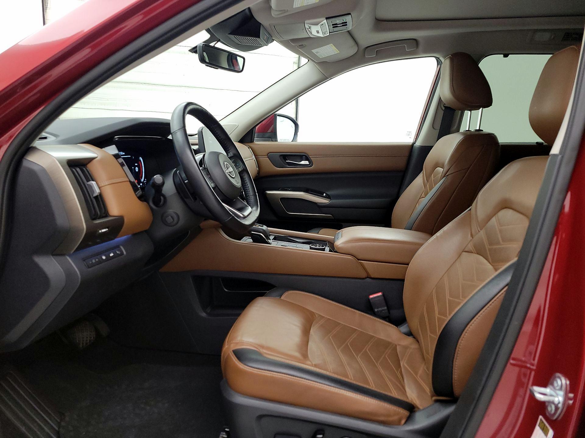 Thumbnail: 2023 Nissan Pathfinder - 11