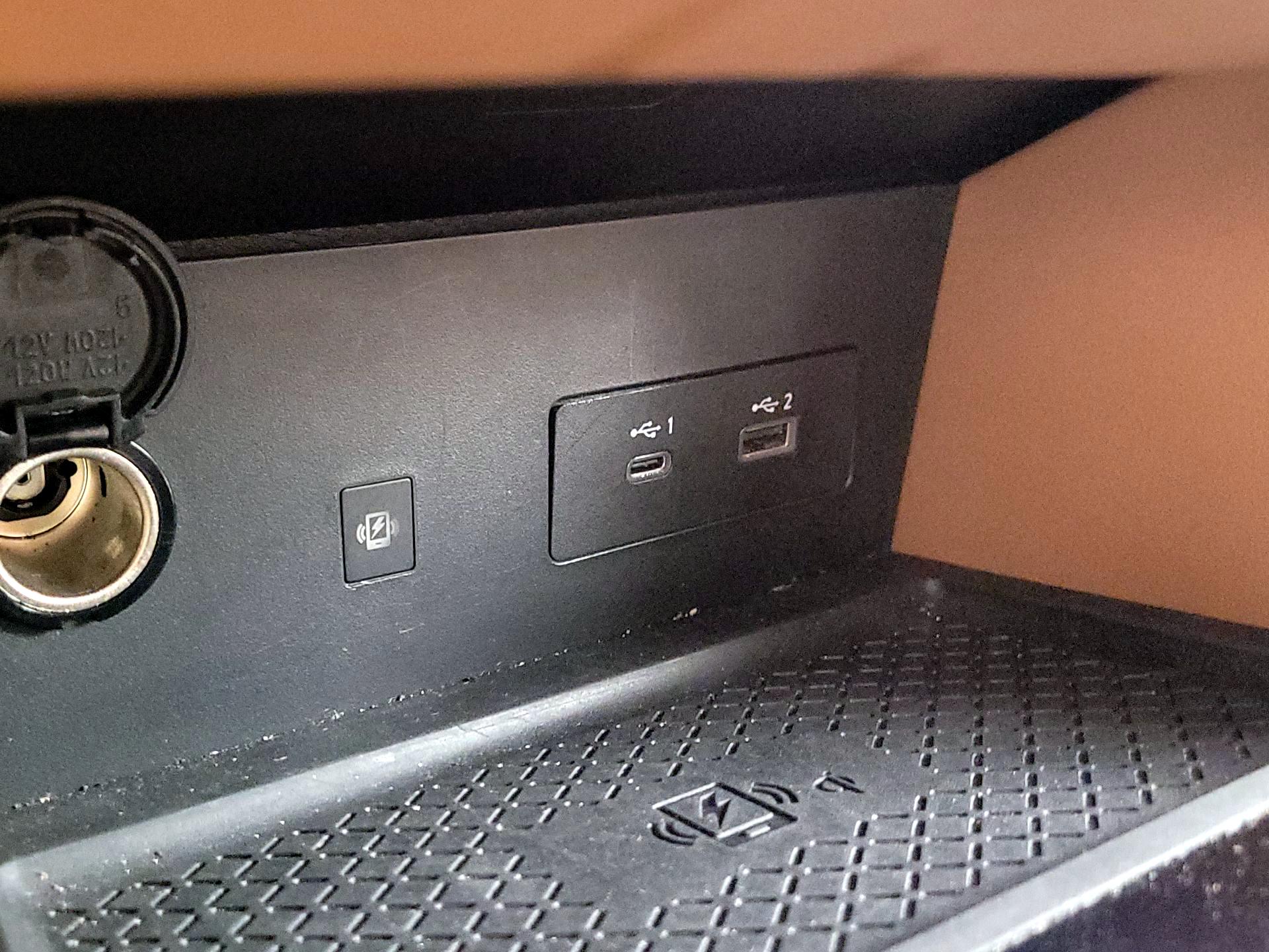 Thumbnail: 2023 Nissan Pathfinder - 18