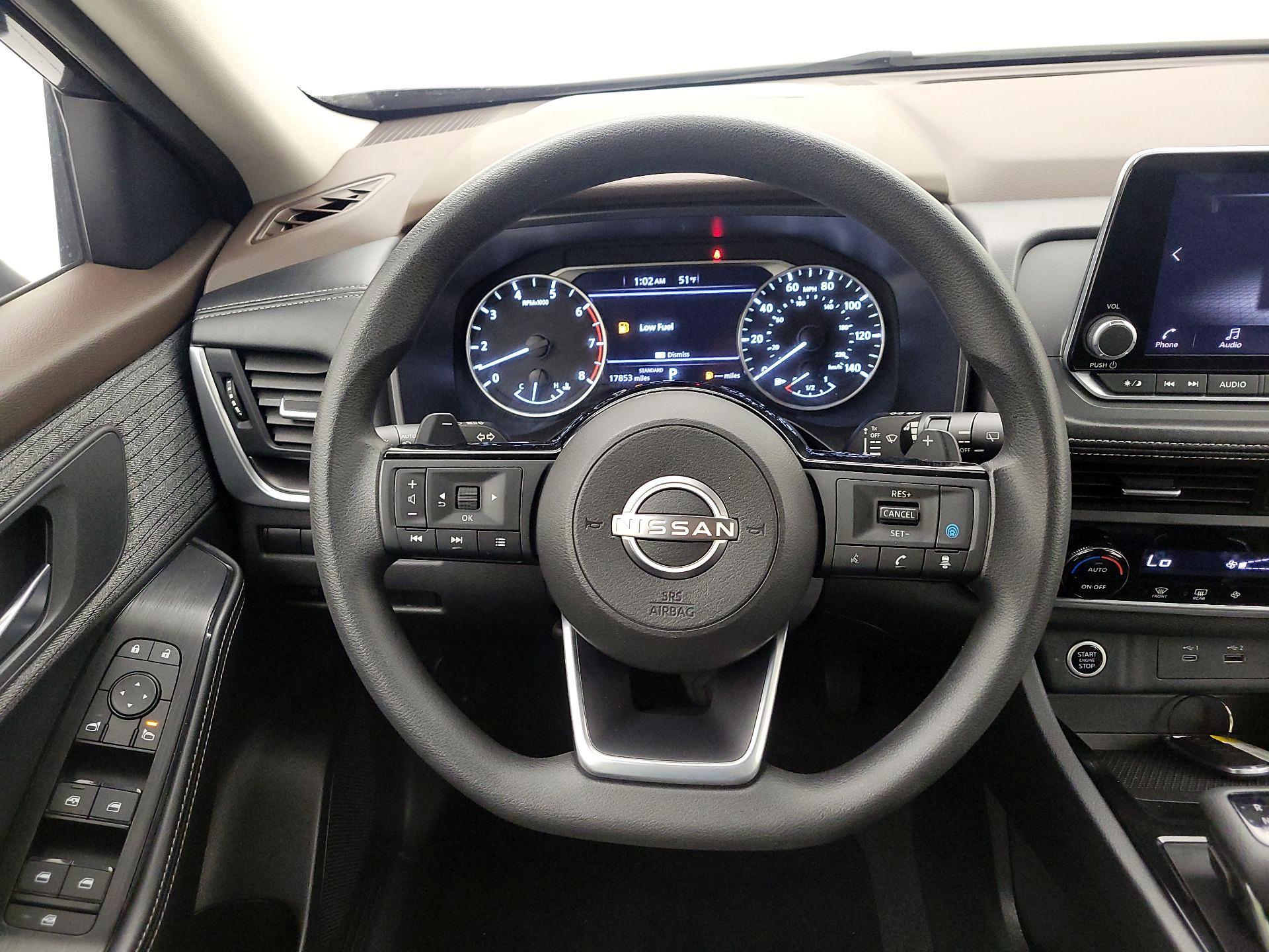 Thumbnail: 2023 Nissan Rogue - 10