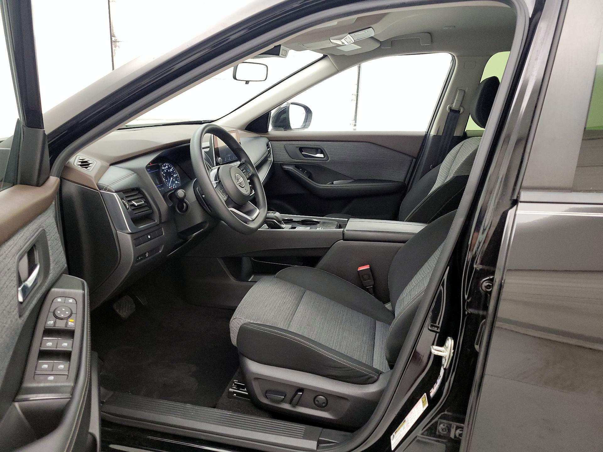 Thumbnail: 2023 Nissan Rogue - 11