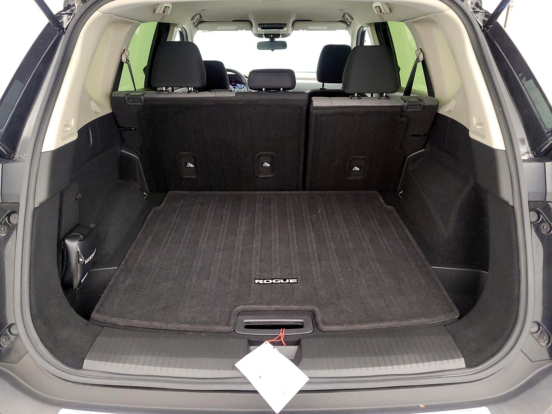 Thumbnail: 2023 Nissan Rogue - 20