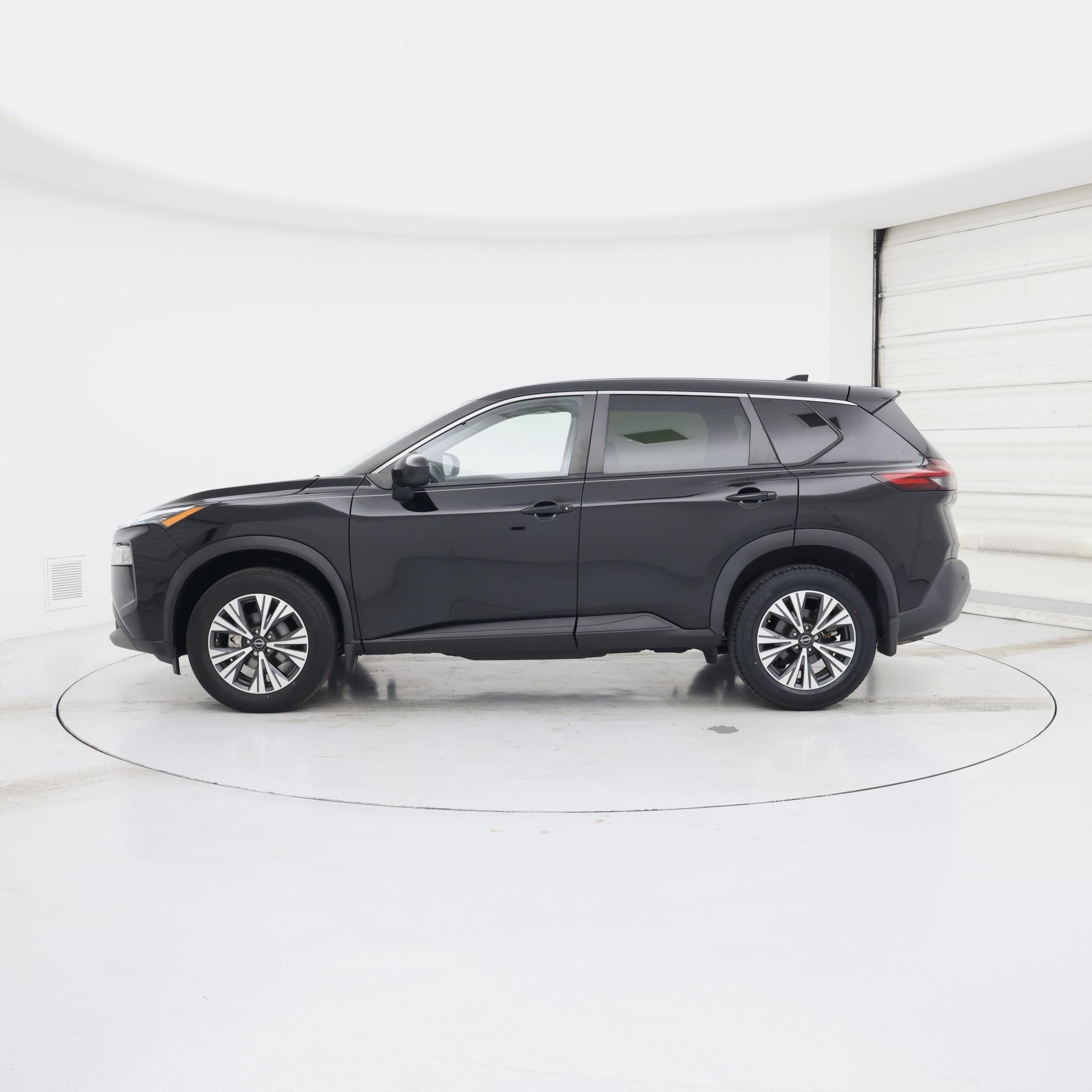 Thumbnail: 2023 Nissan Rogue - 3