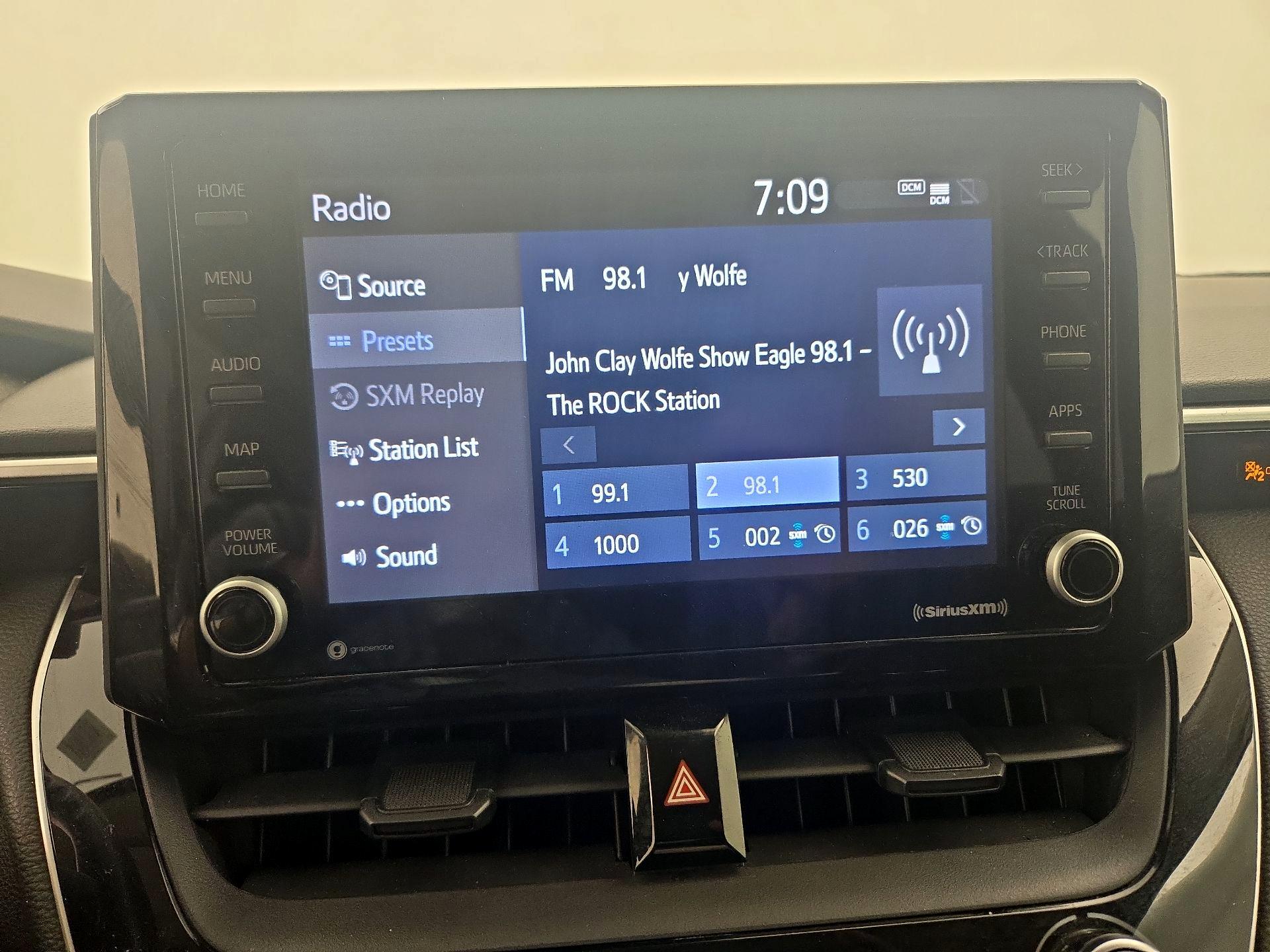 Thumbnail: 2022 Toyota Corolla - 16