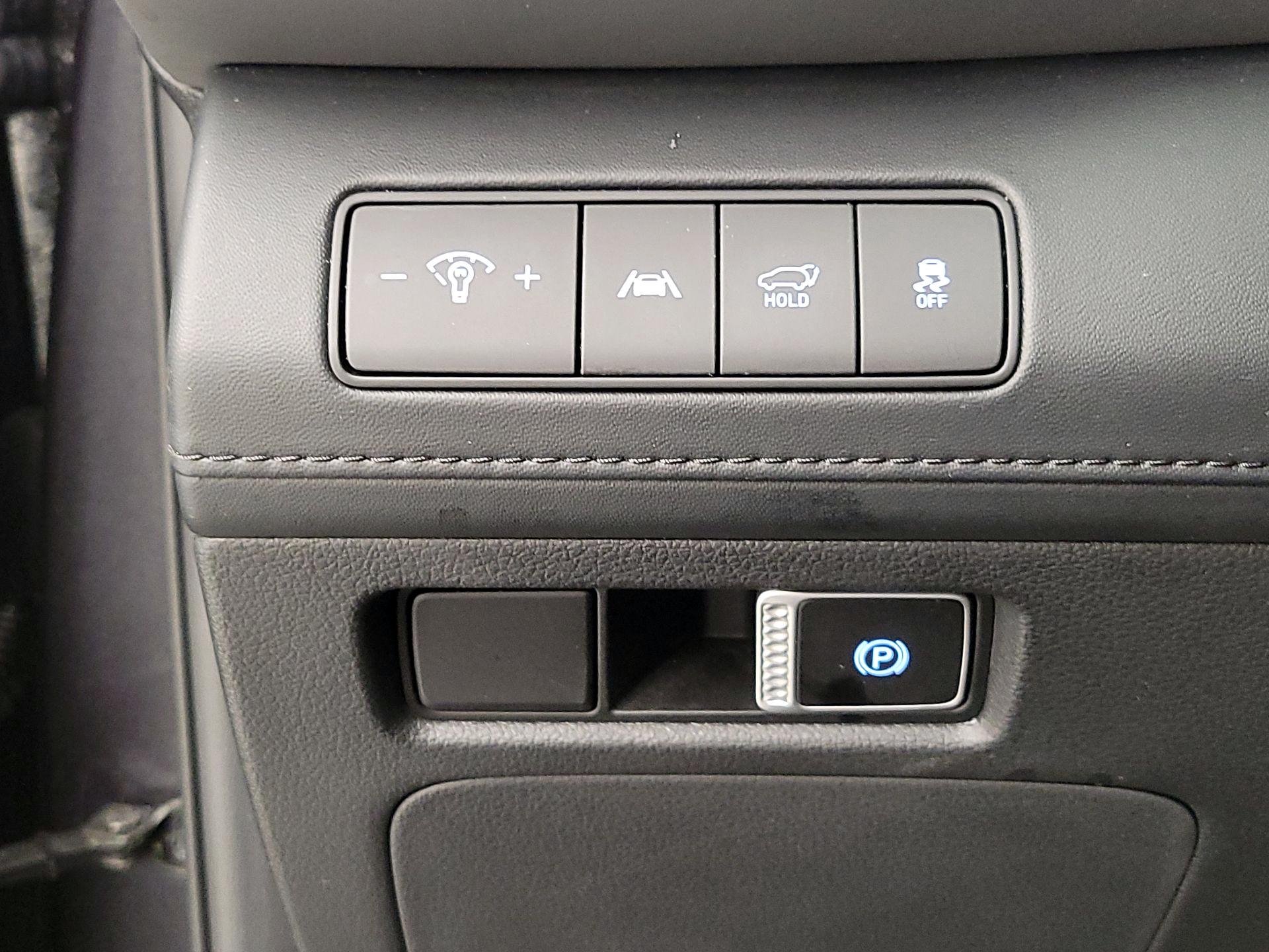 Thumbnail: 2021 Hyundai Santa Fe - 13