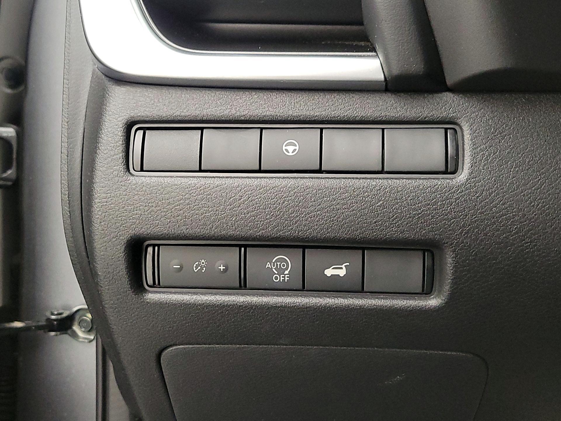 Thumbnail: 2023 Nissan Rogue - 13