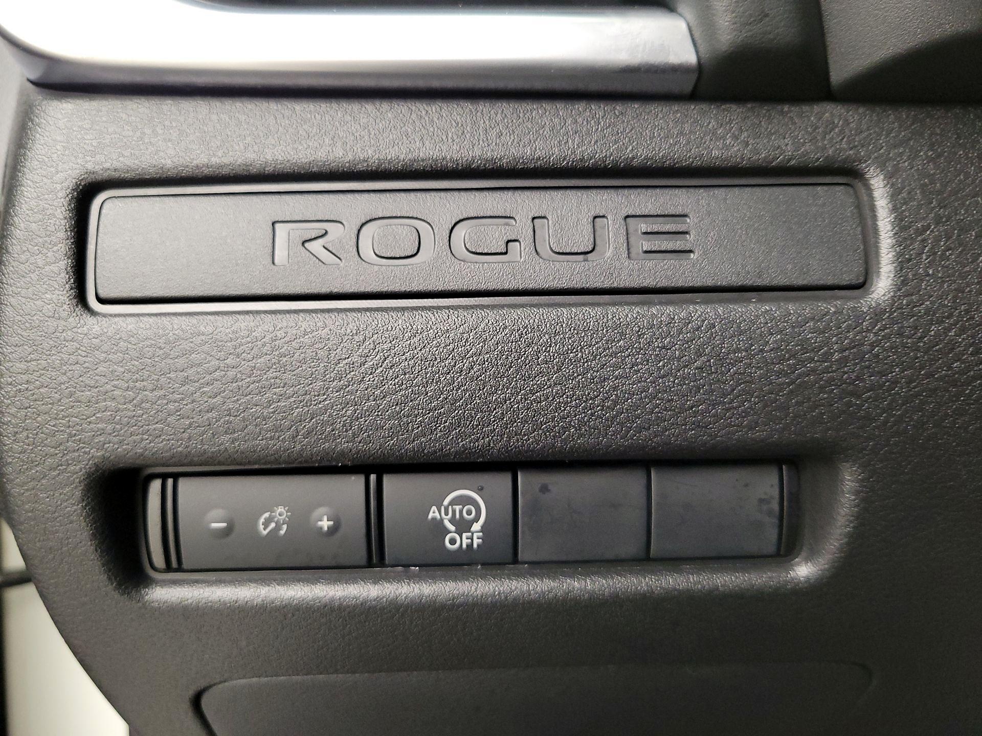 Thumbnail: 2023 Nissan Rogue - 13