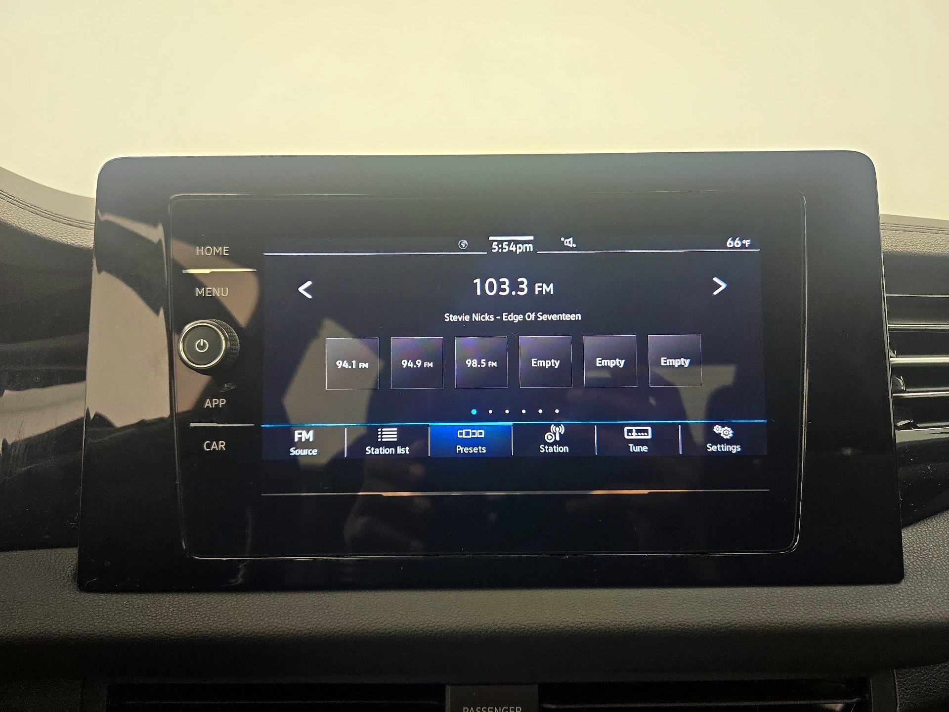 Thumbnail: 2025 Volkswagen Jetta - 15