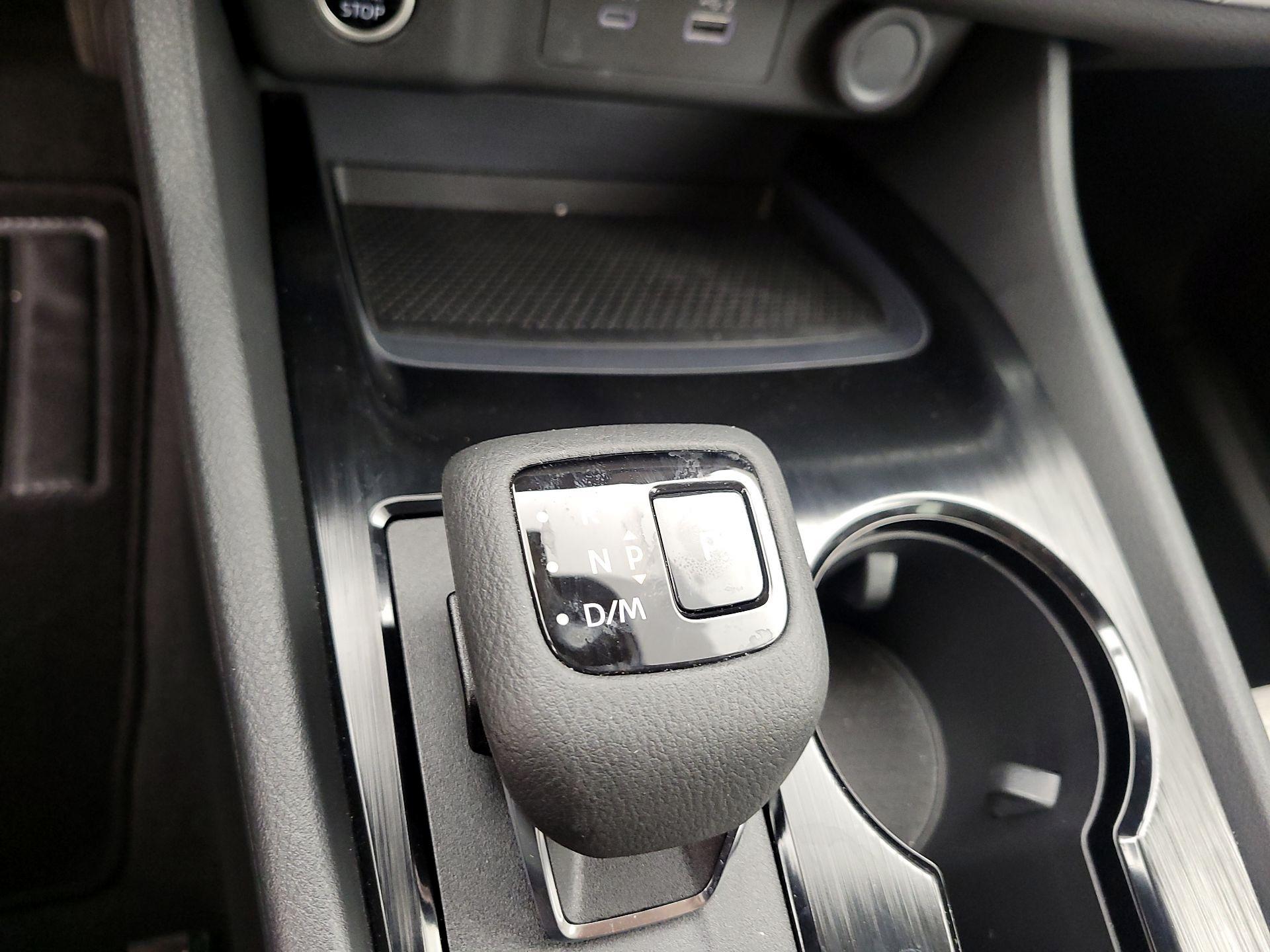 Thumbnail: 2023 Nissan Rogue - 15