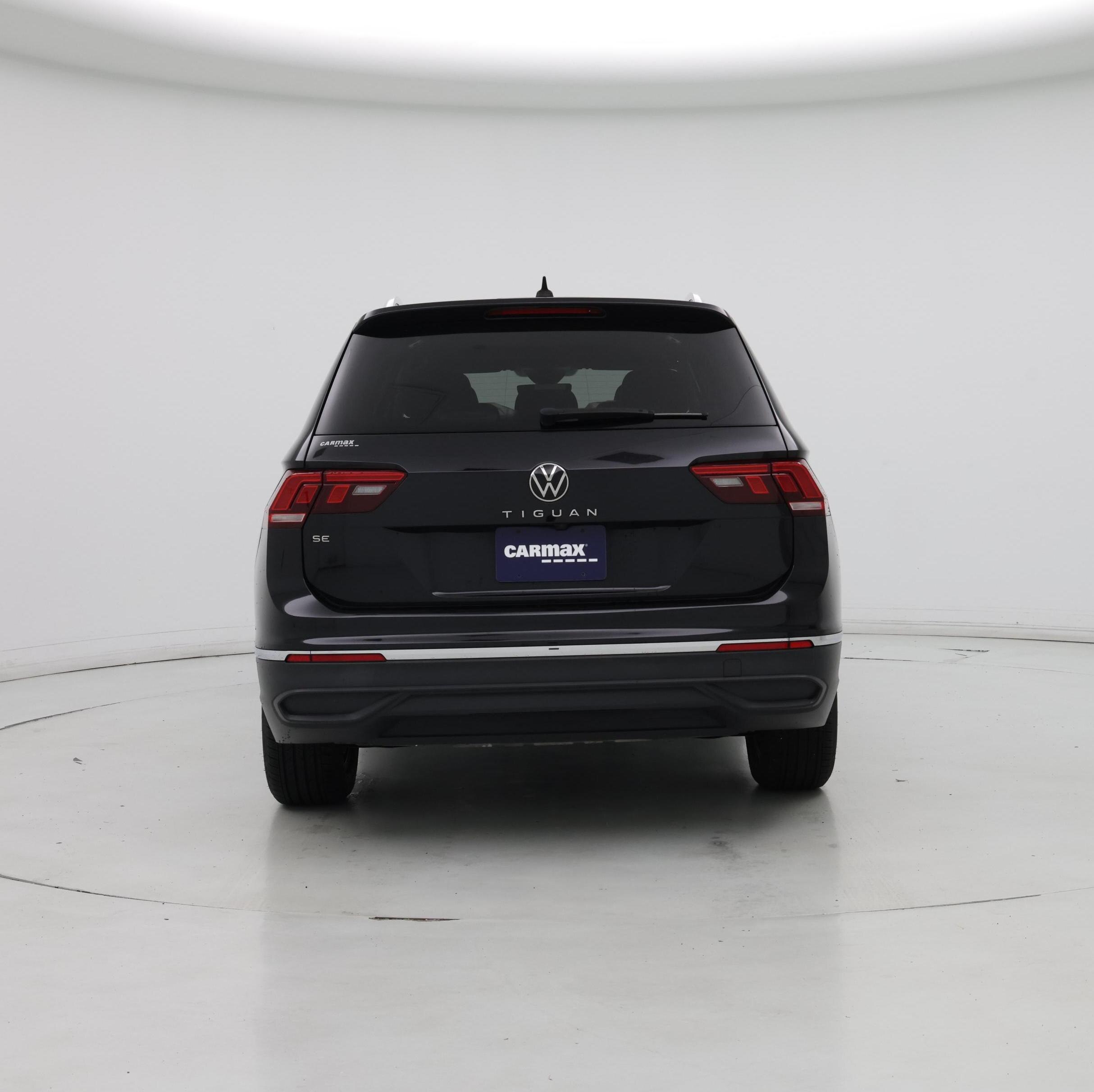 Thumbnail: 2023 Volkswagen Tiguan - 6