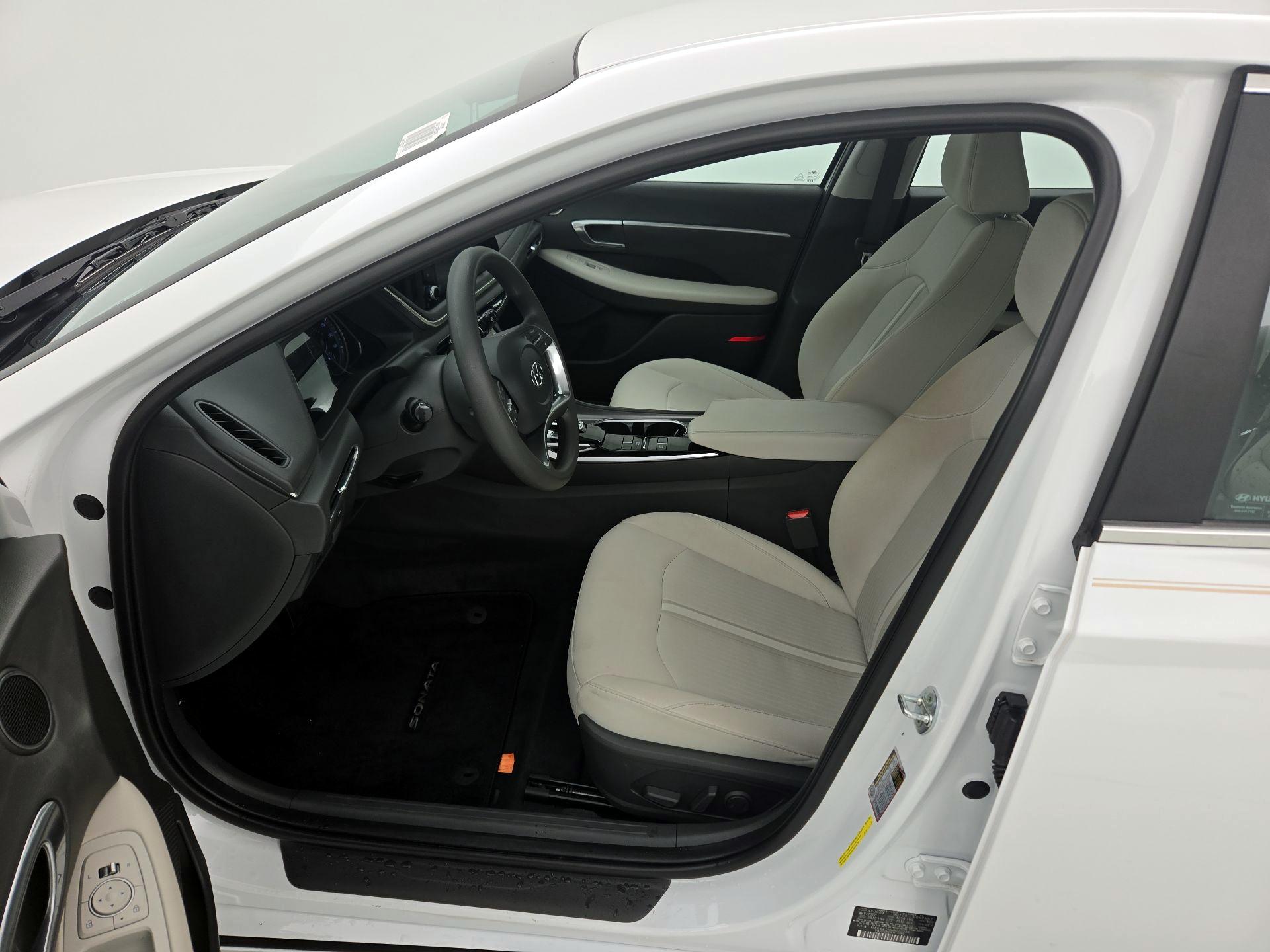 Thumbnail: 2022 Hyundai Sonata - 11