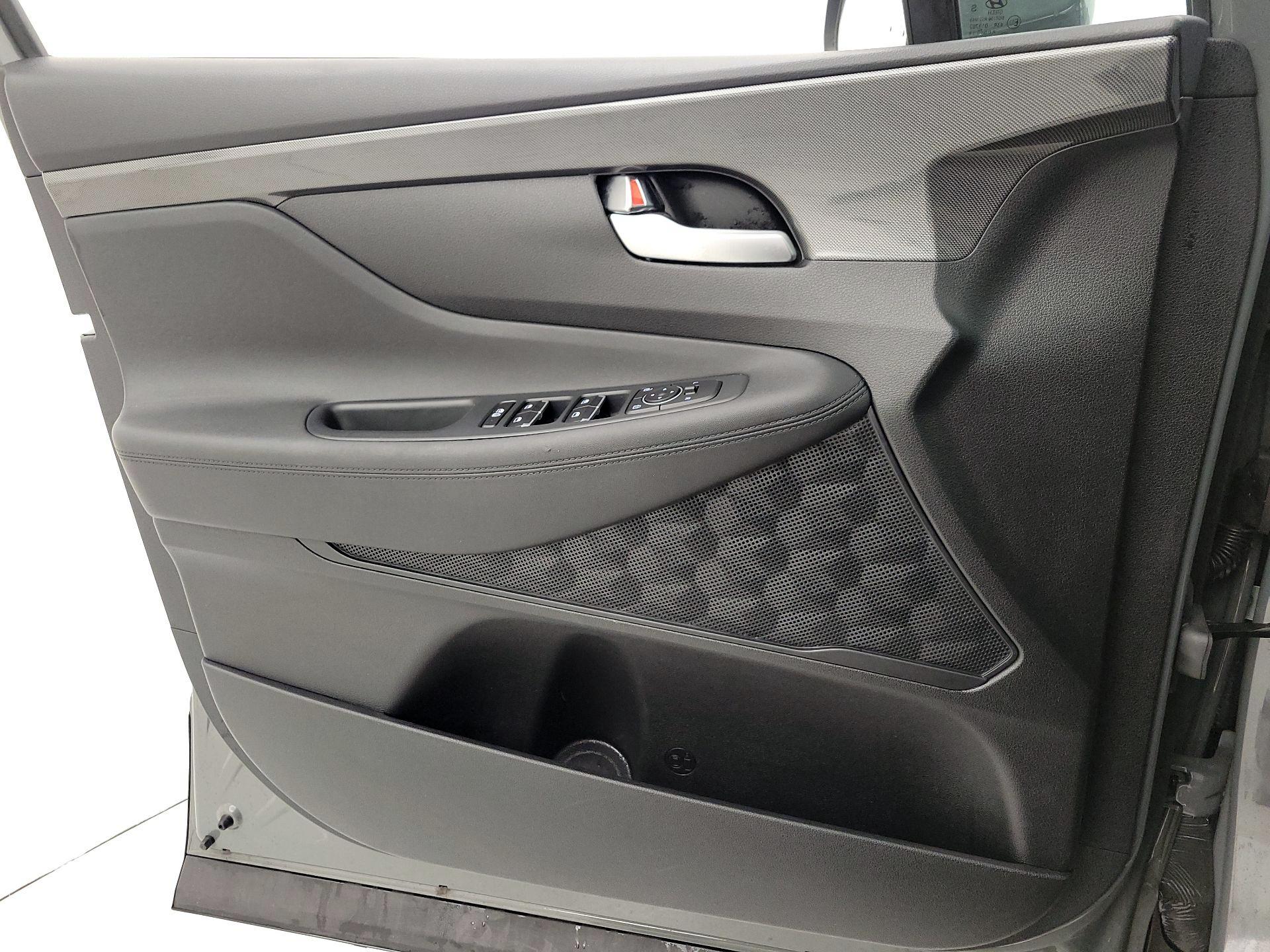 Thumbnail: 2023 Hyundai Santa Fe - 12