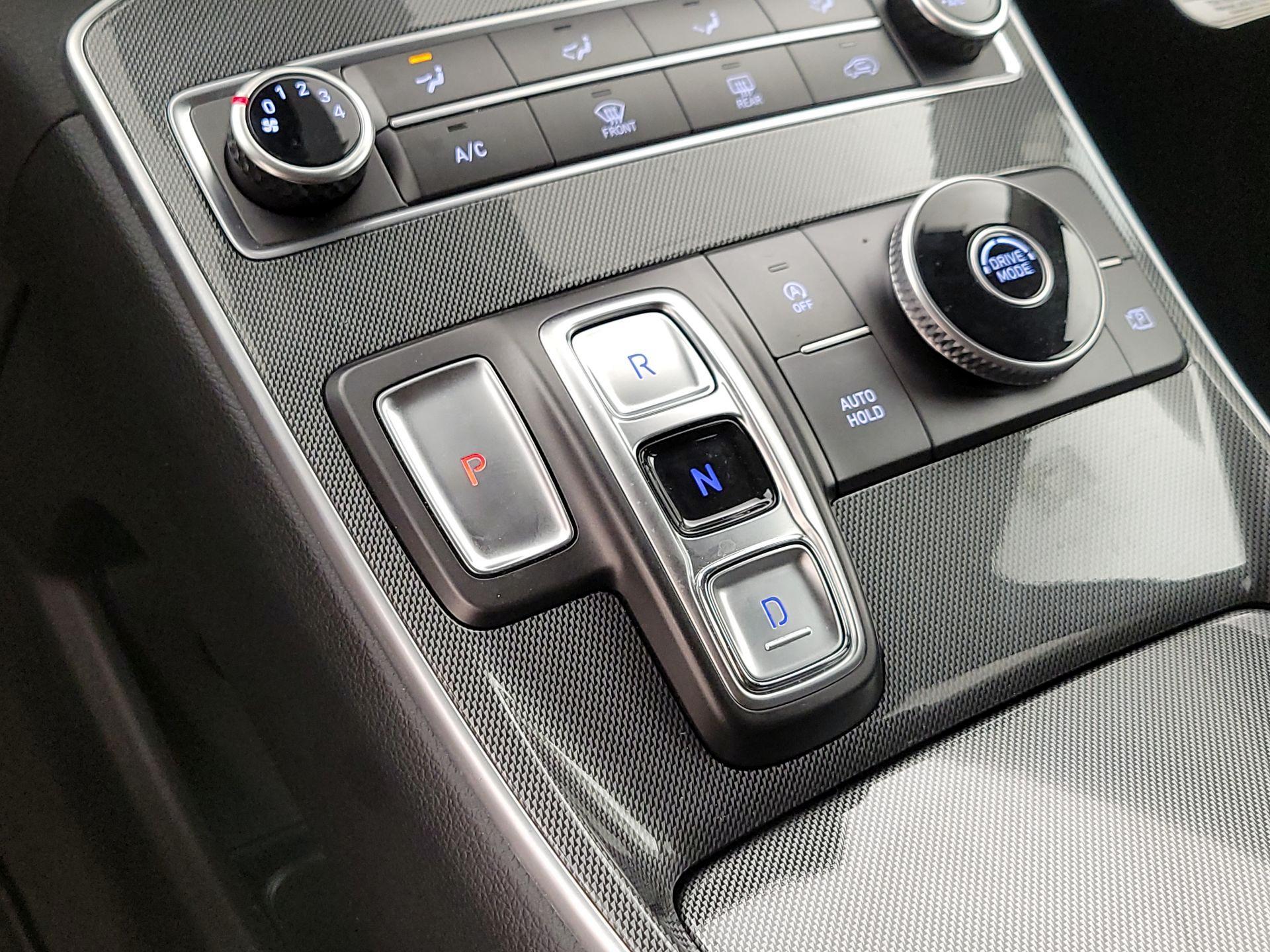 Thumbnail: 2023 Hyundai Santa Fe - 17