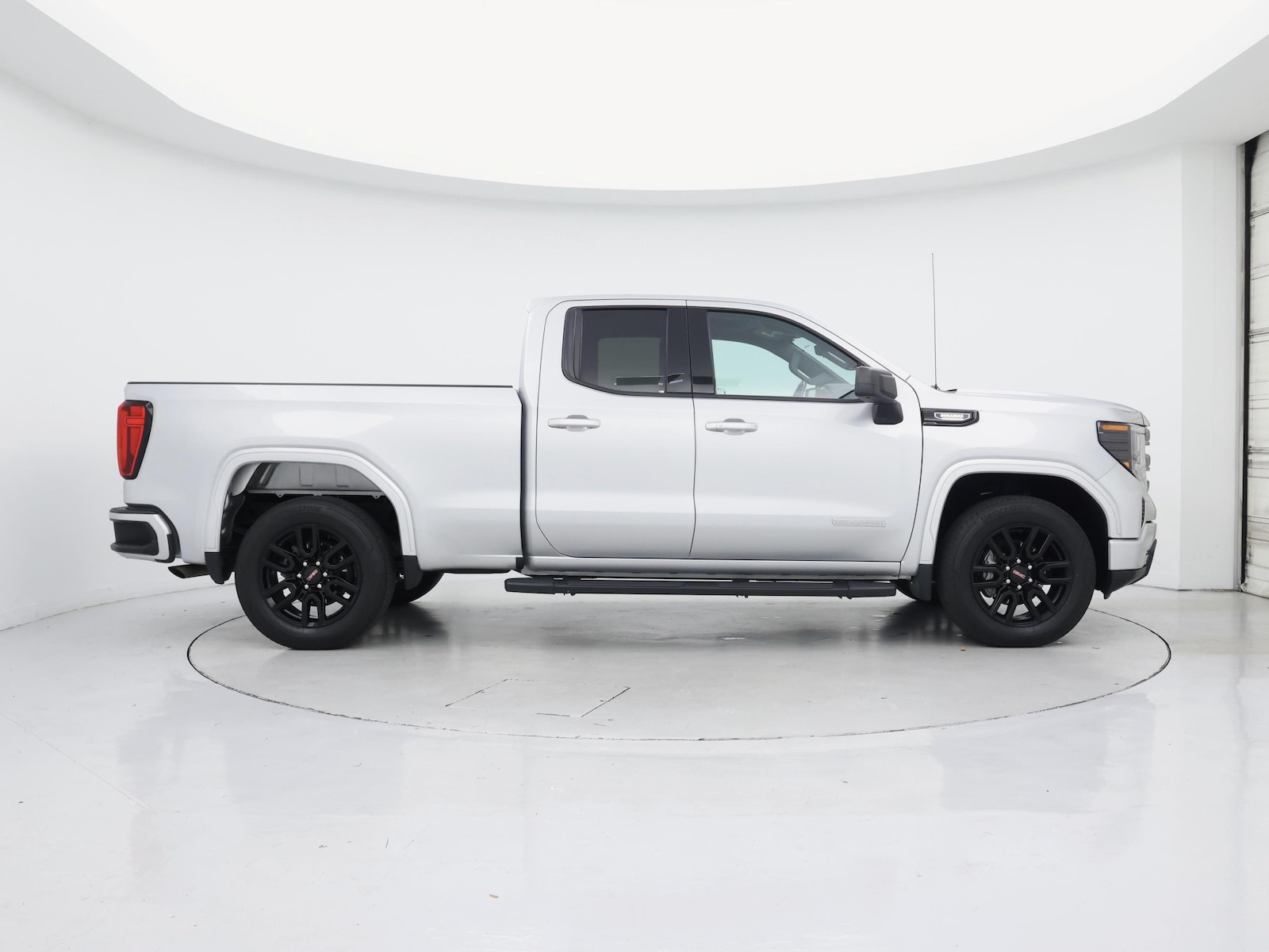 2022 GMC Sierra 1500 Elevation - Photo 8