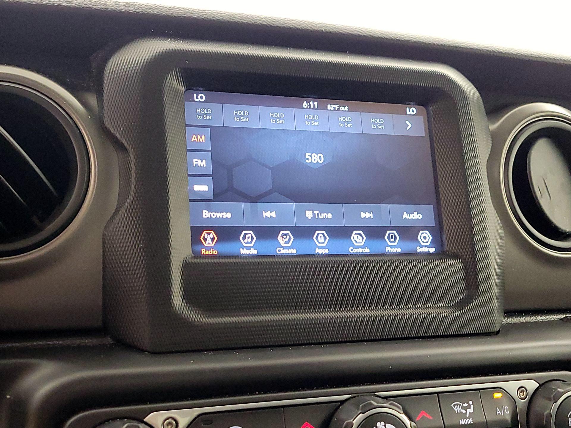 Thumbnail: 2021 Jeep Wrangler - 15