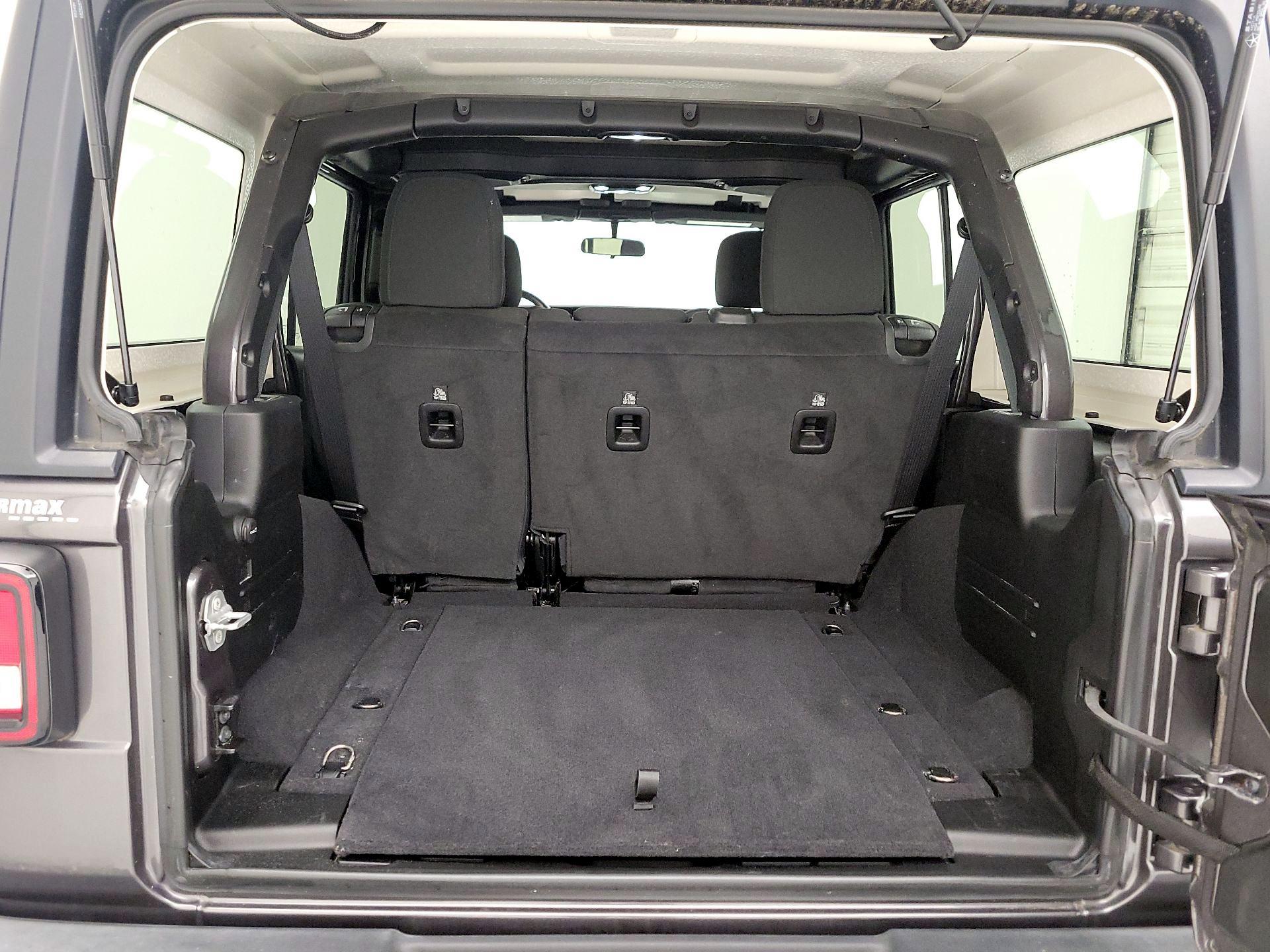 Thumbnail: 2021 Jeep Wrangler - 20