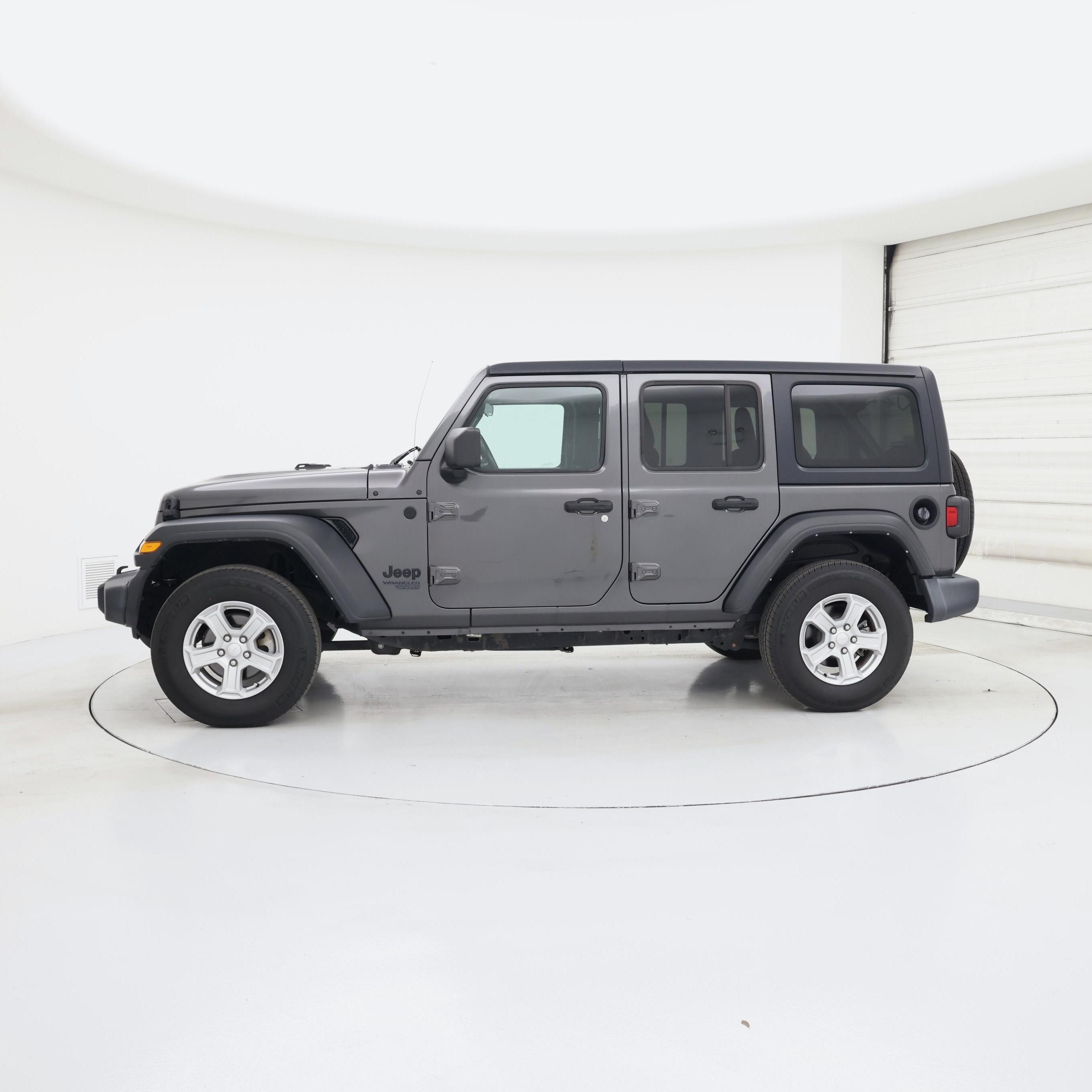 Thumbnail: 2021 Jeep Wrangler - 3