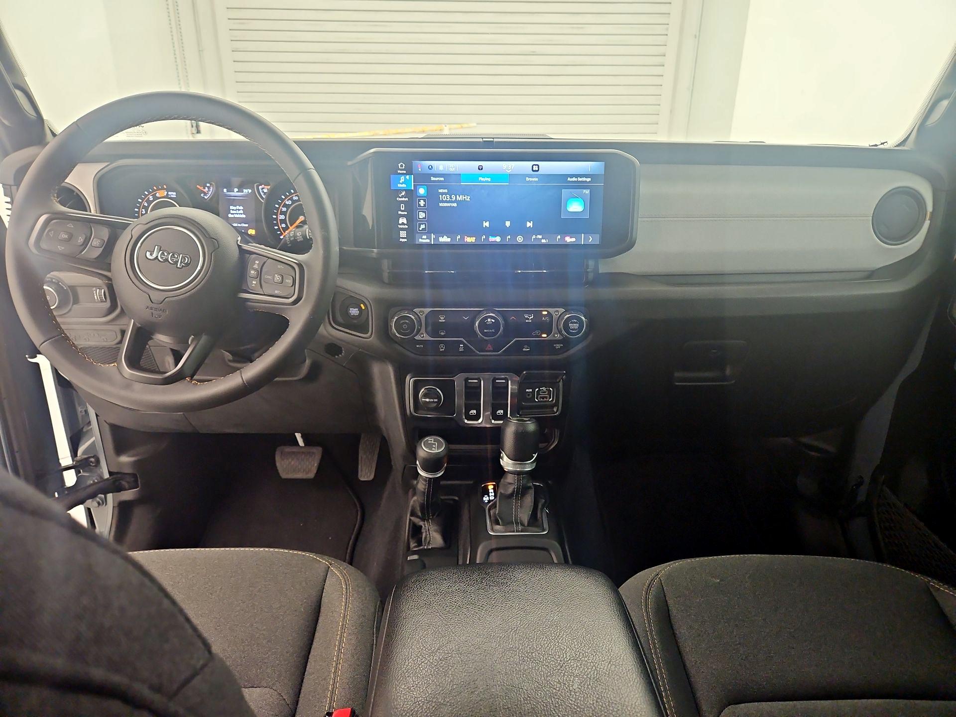 Thumbnail: 2024 Jeep Wrangler - 9