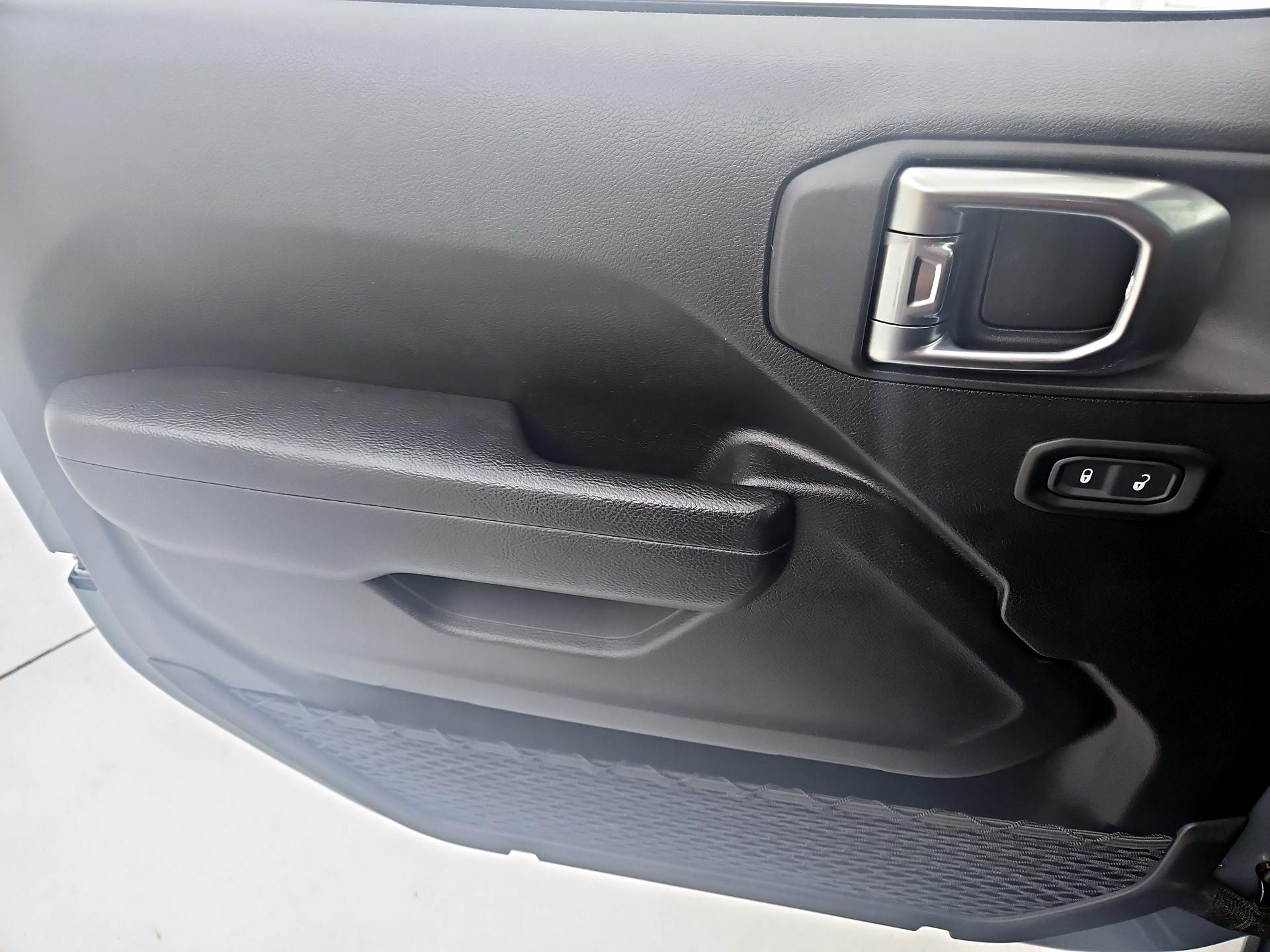 Thumbnail: 2024 Jeep Wrangler - 12