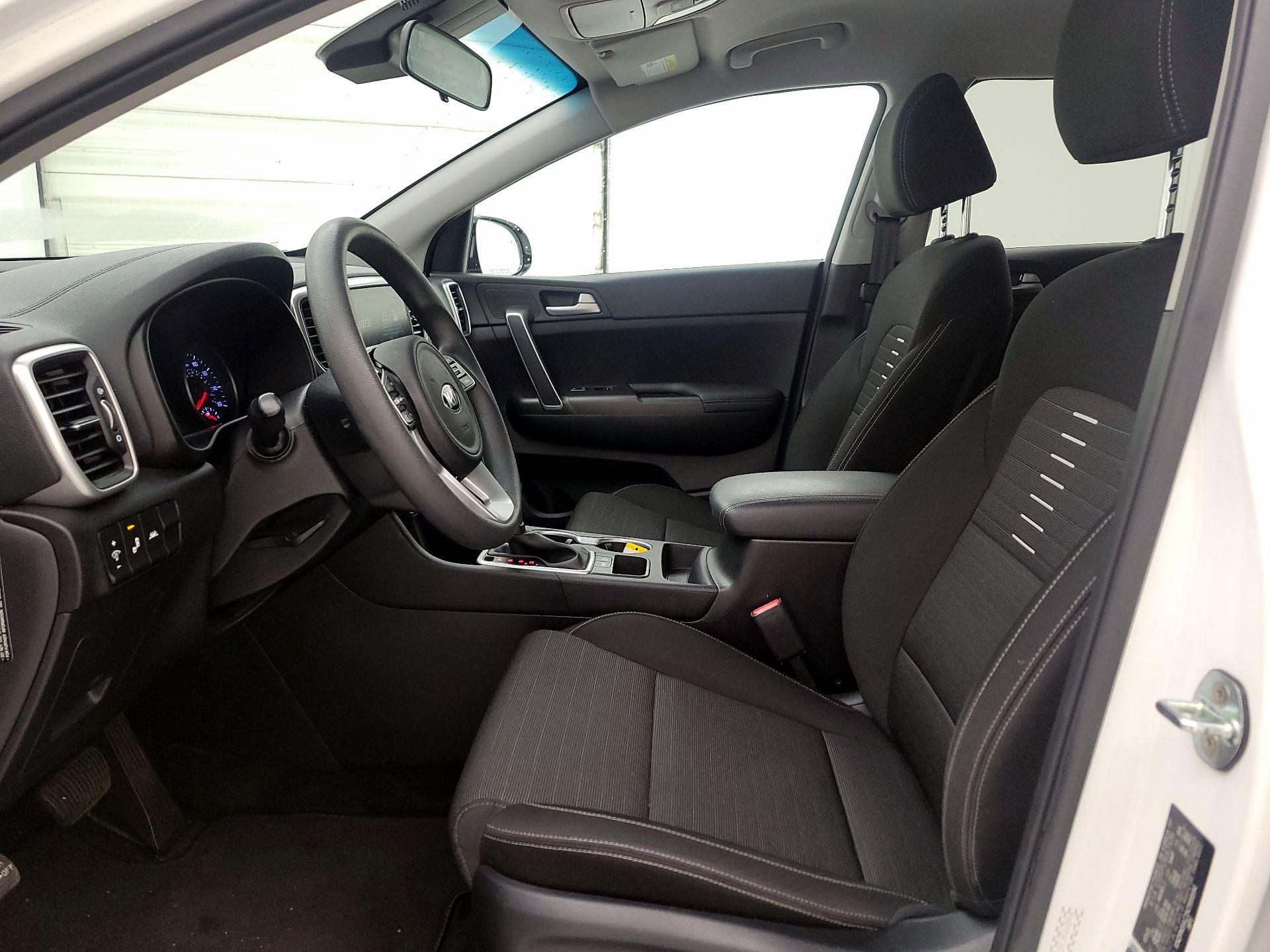 Thumbnail: 2022 Kia Sportage - 11