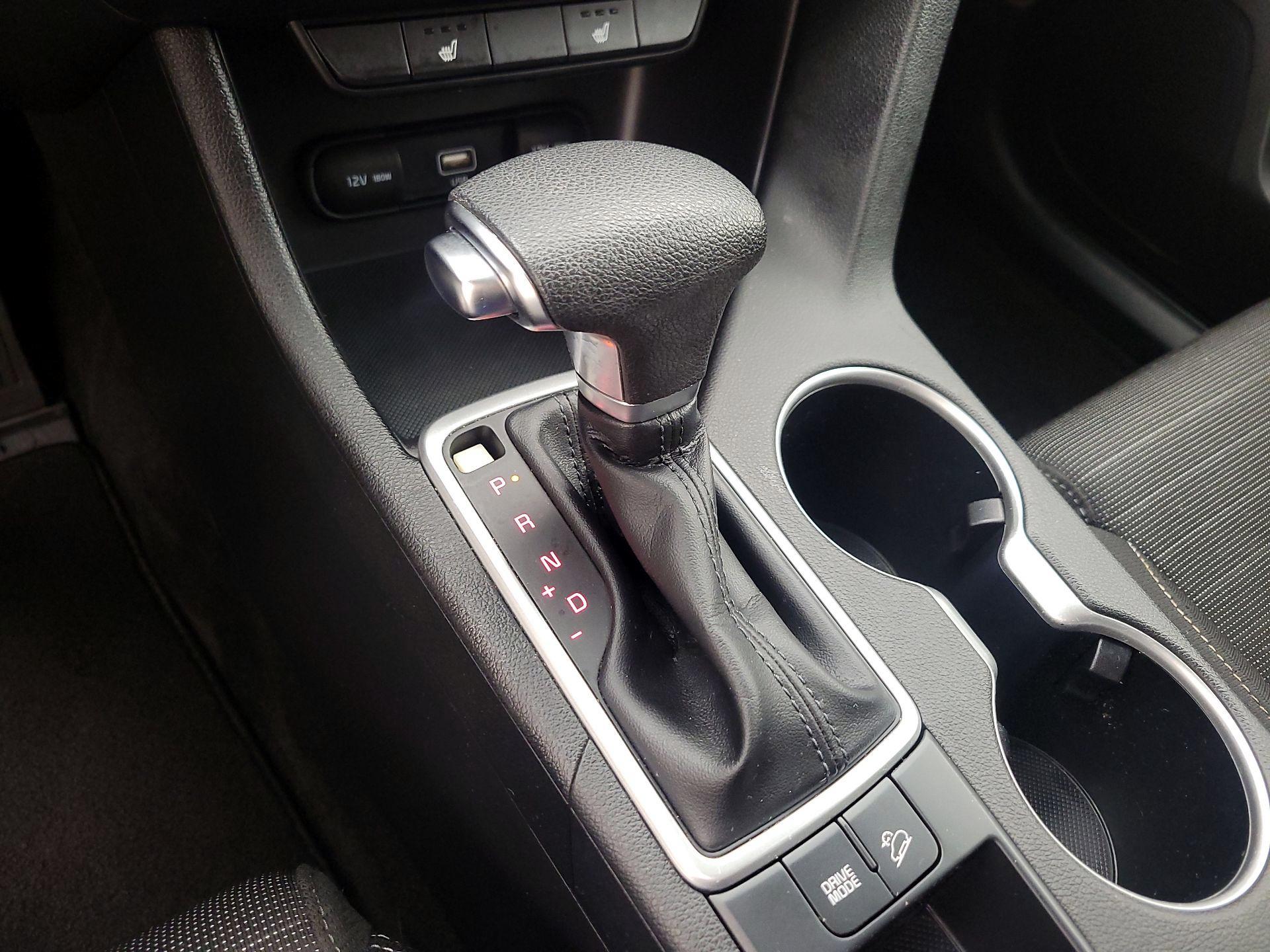 Thumbnail: 2022 Kia Sportage - 17