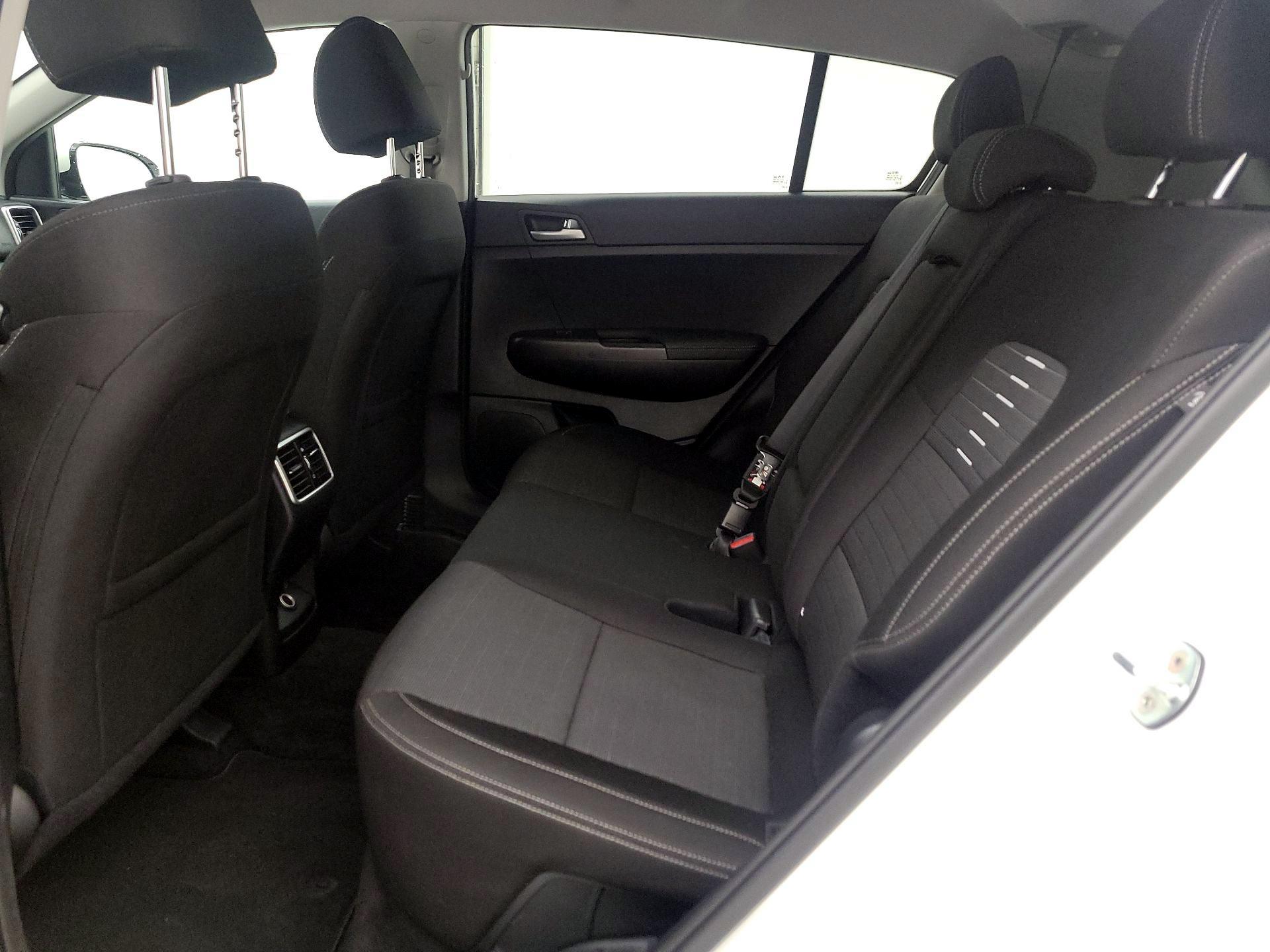 Thumbnail: 2022 Kia Sportage - 19