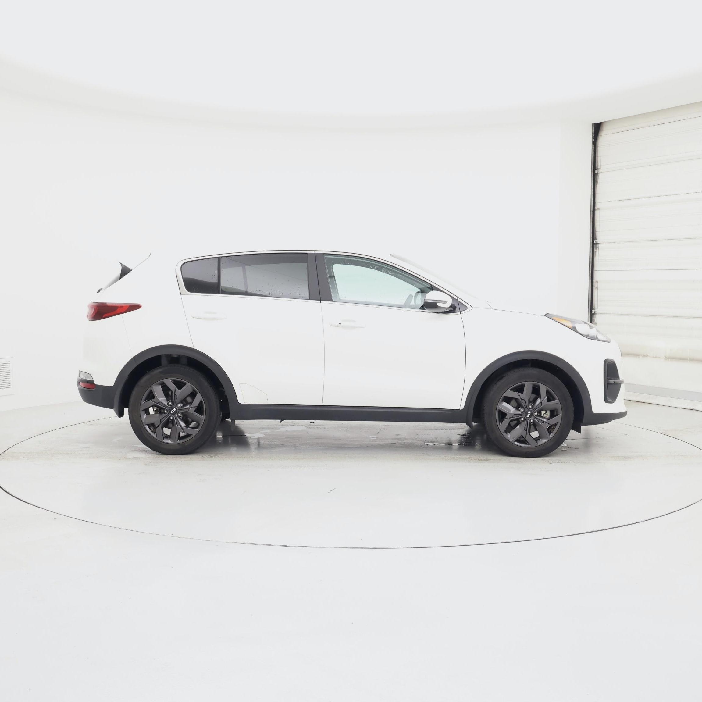 Thumbnail: 2022 Kia Sportage - 7