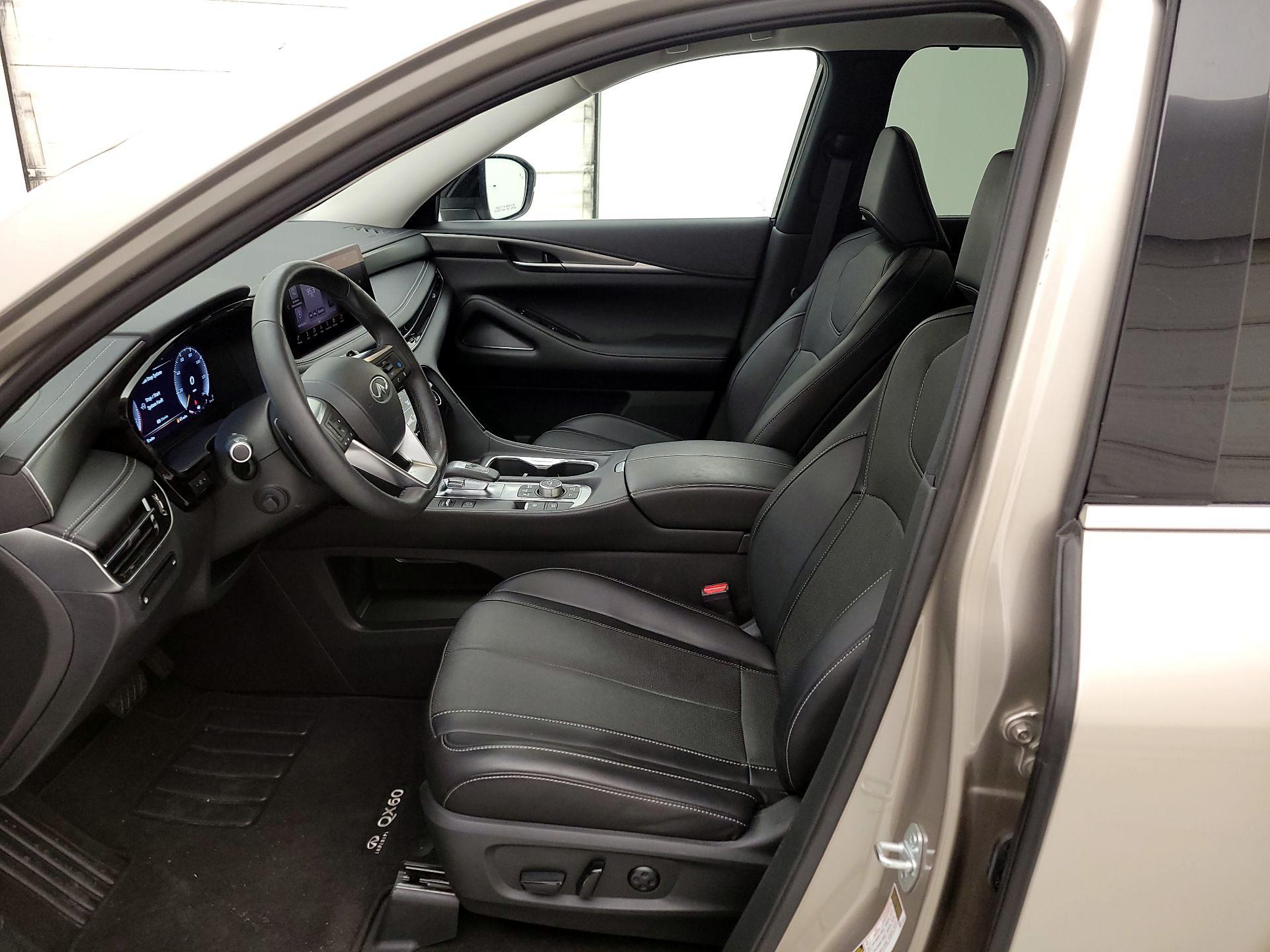 Thumbnail: 2023 INFINITI QX60 - 11