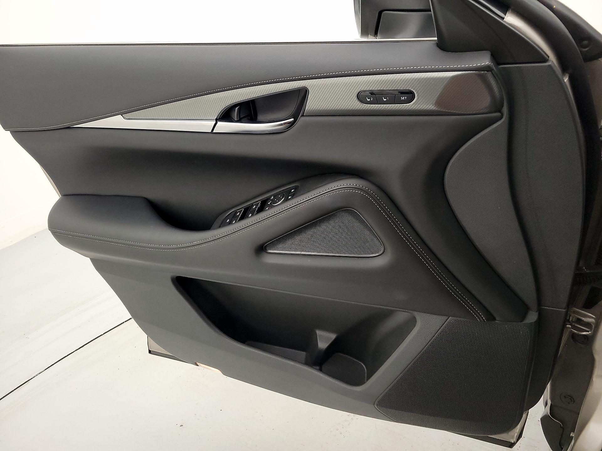 Thumbnail: 2023 INFINITI QX60 - 12