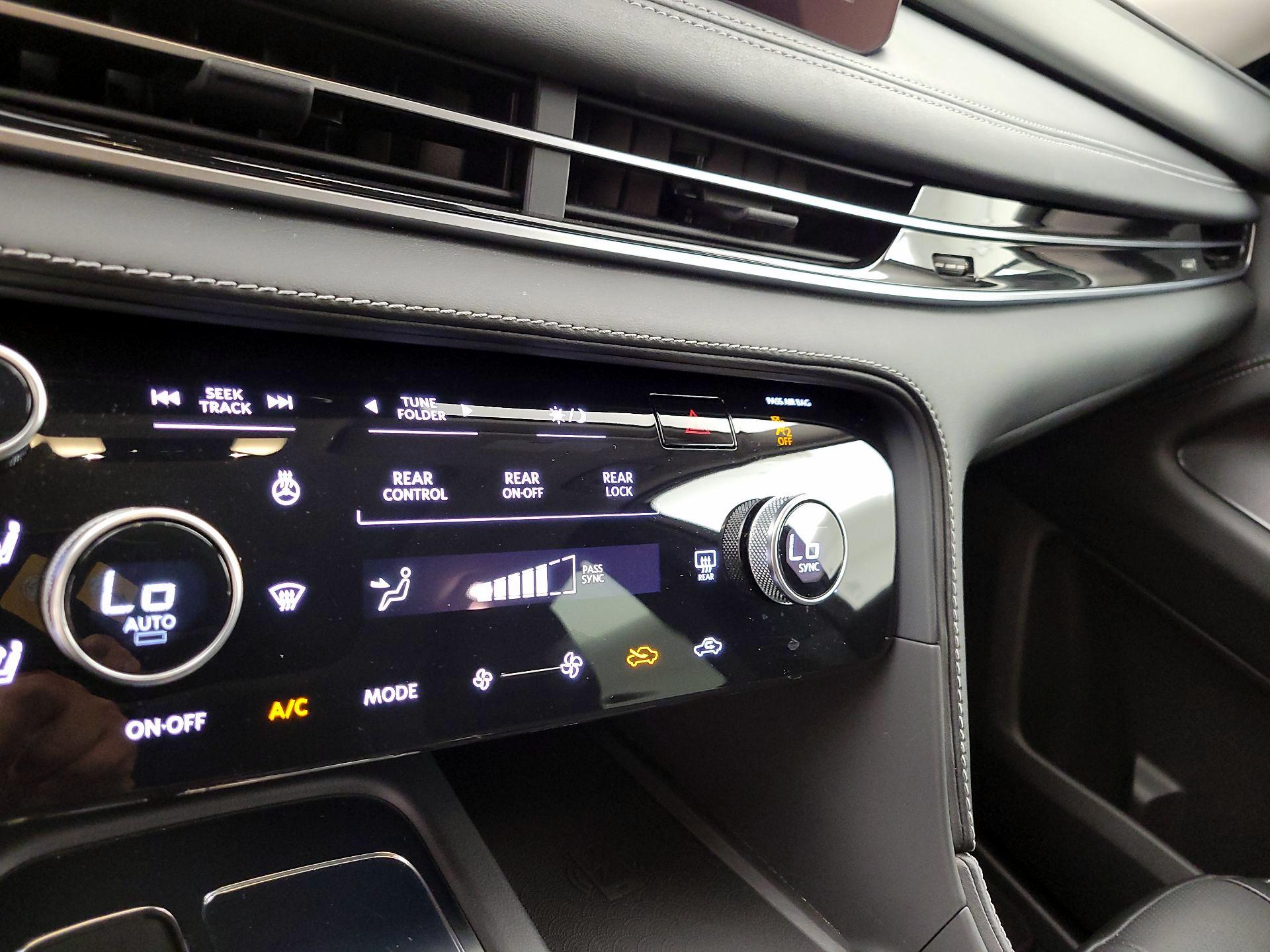 Thumbnail: 2023 INFINITI QX60 - 14