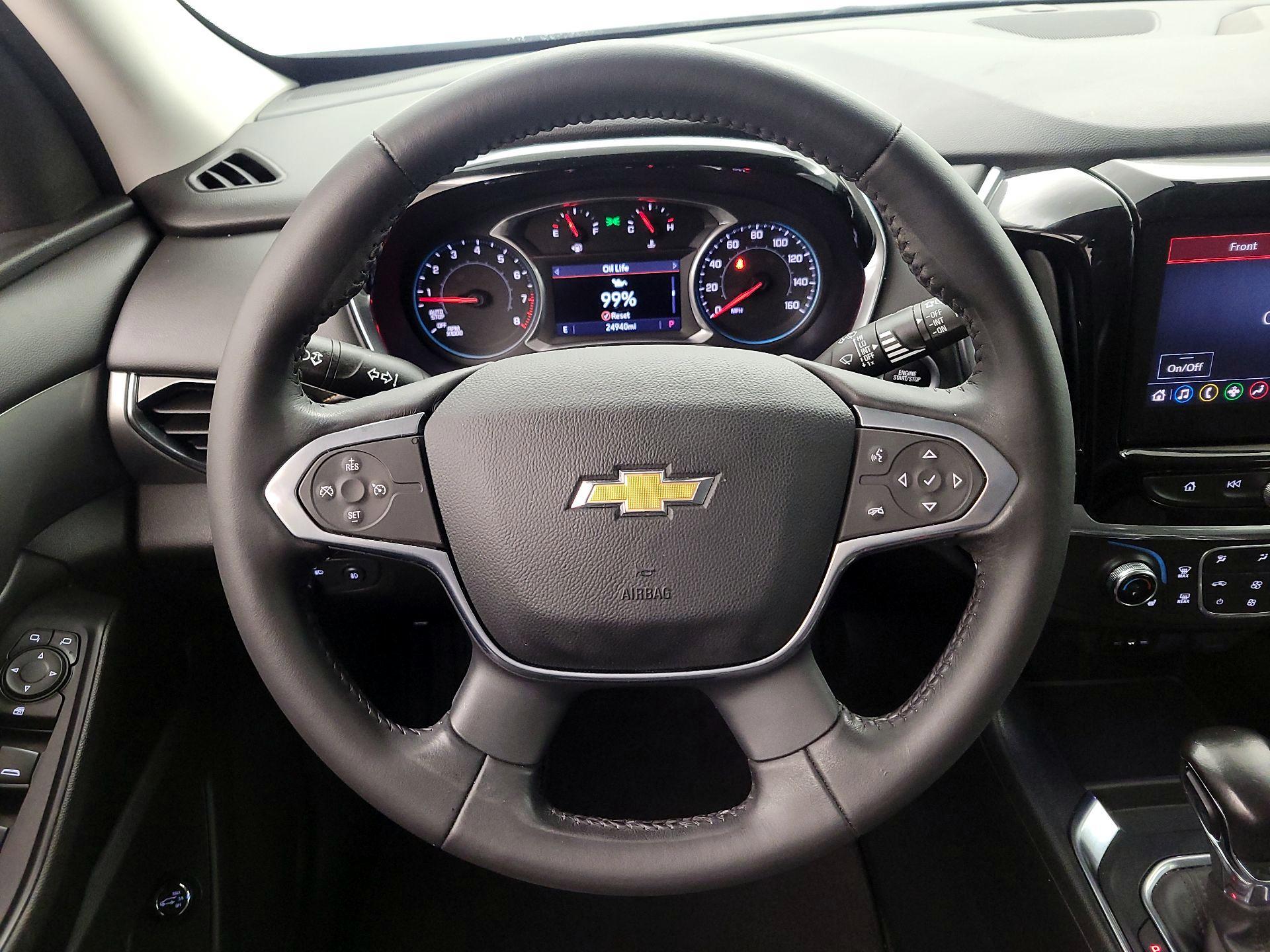 Thumbnail: 2021 Chevrolet Traverse - 10