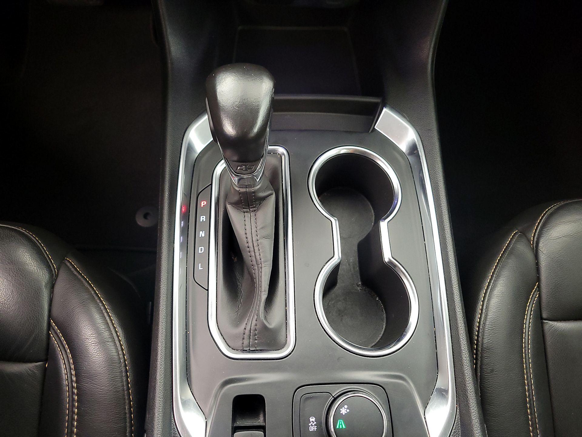 Thumbnail: 2021 Chevrolet Traverse - 17