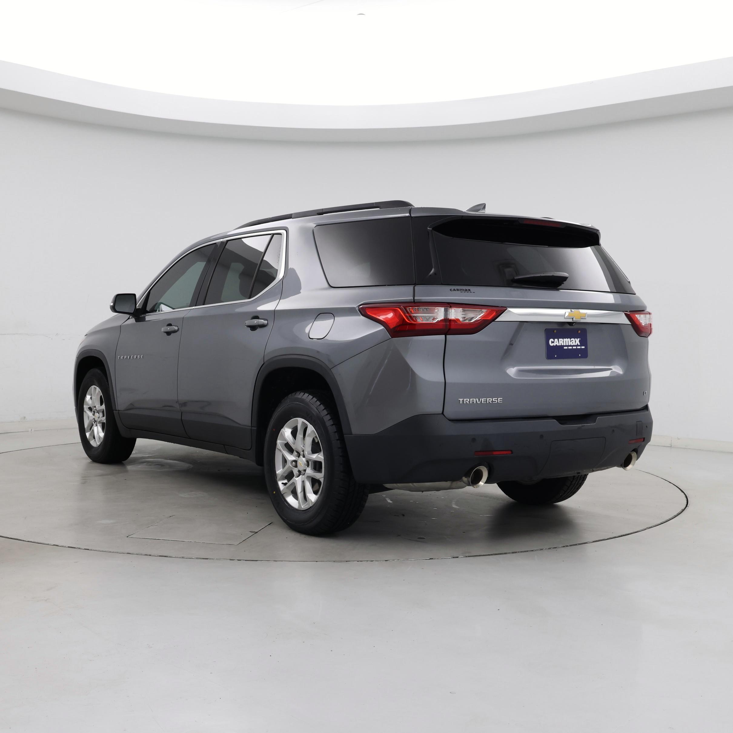 Thumbnail: 2021 Chevrolet Traverse - 2