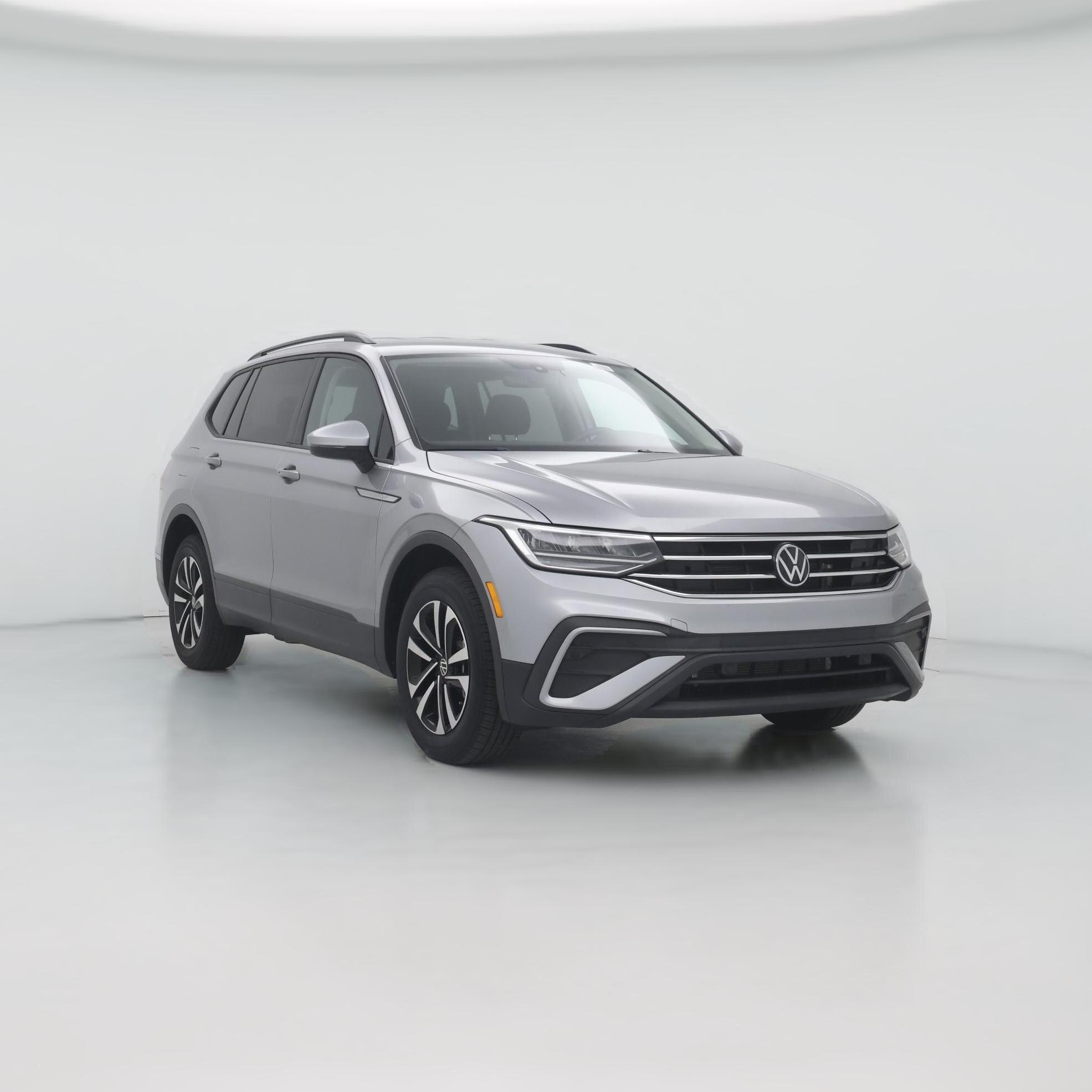 Thumbnail: 2023 Volkswagen Tiguan - 1