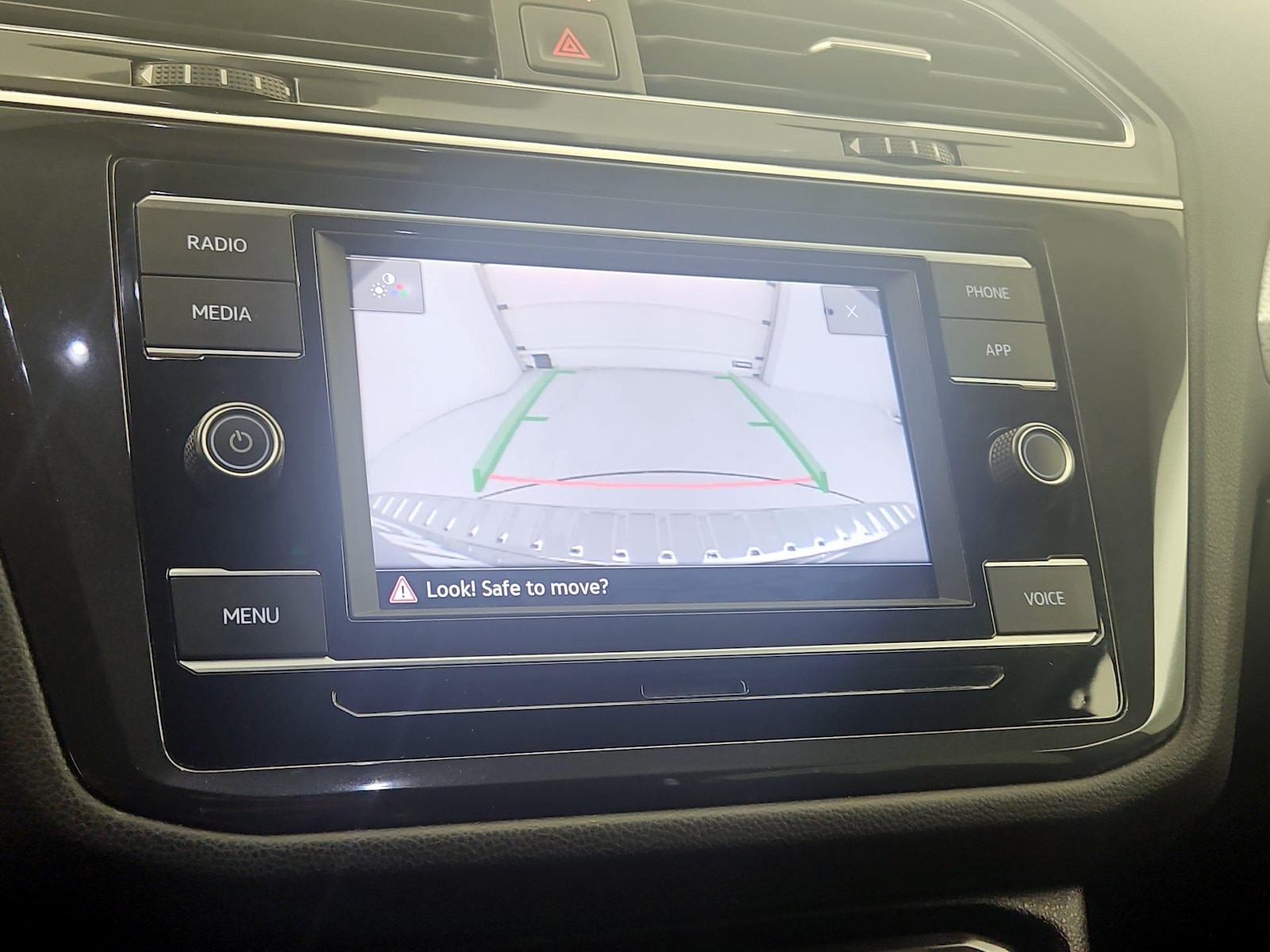 2023 Volkswagen Tiguan S - Photo 15