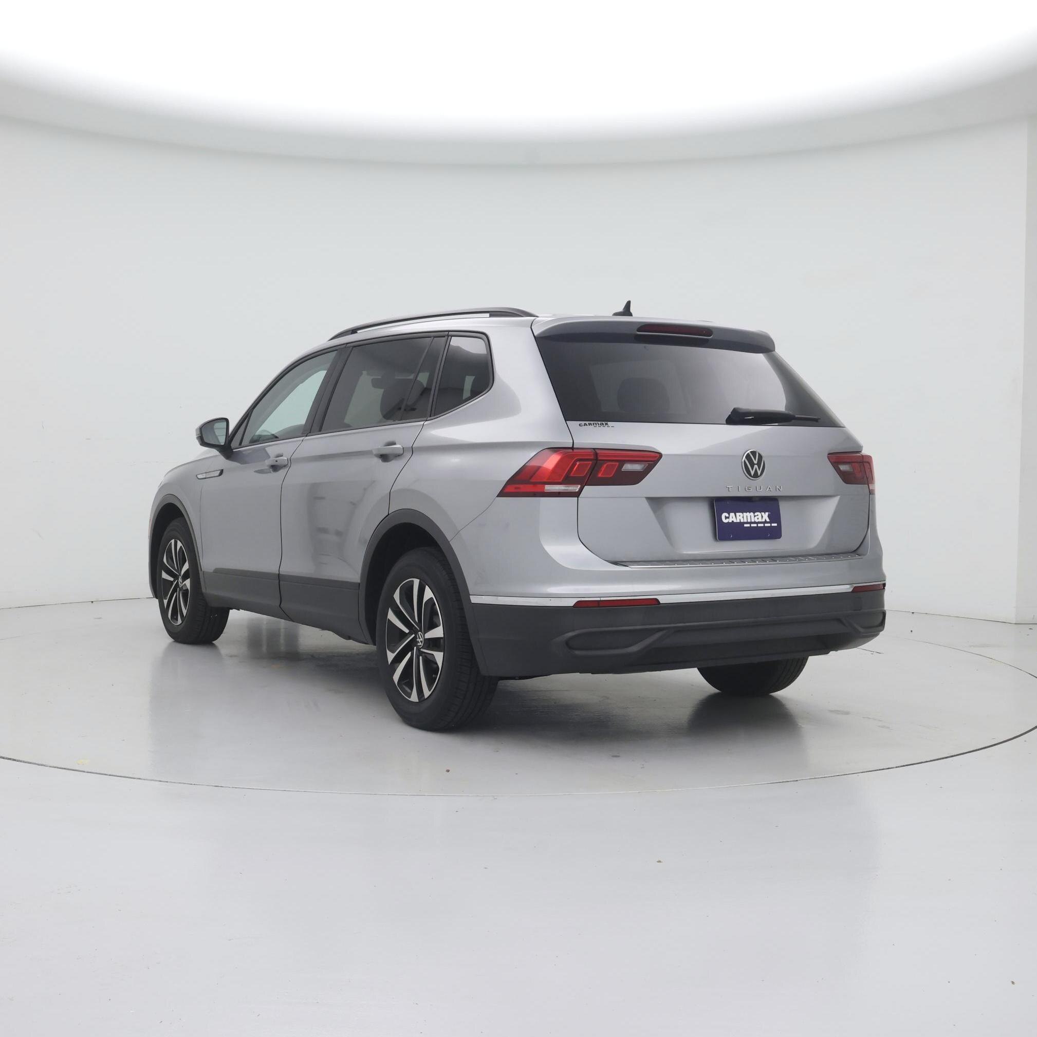 Thumbnail: 2023 Volkswagen Tiguan - 2