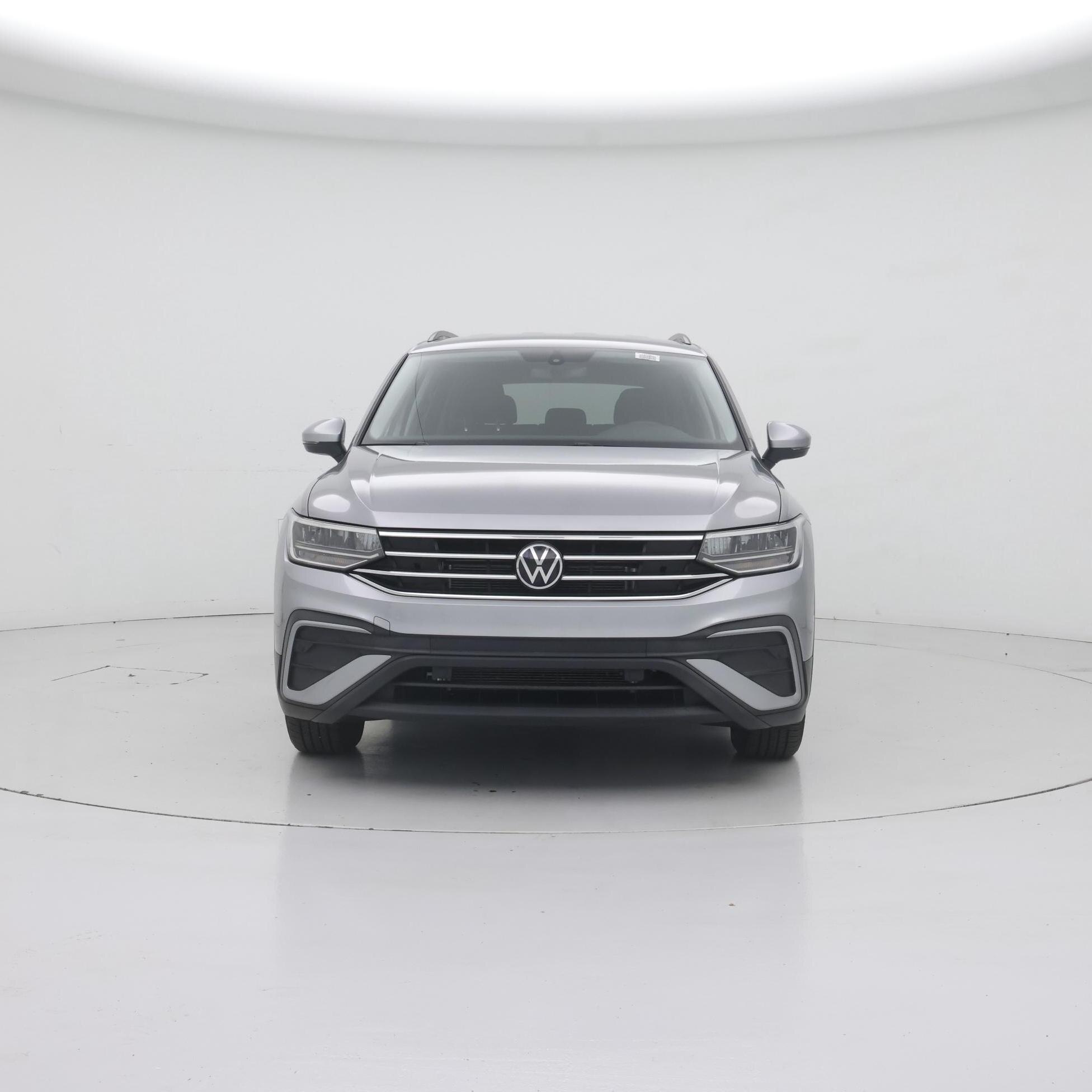 Thumbnail: 2023 Volkswagen Tiguan - 5