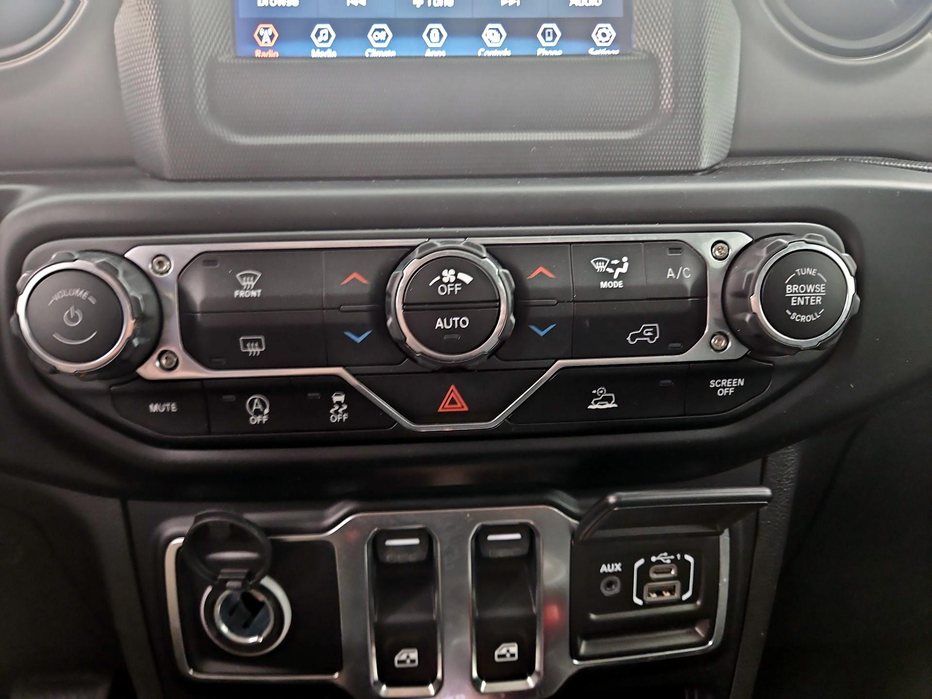 Thumbnail: 2021 Jeep Wrangler - 17