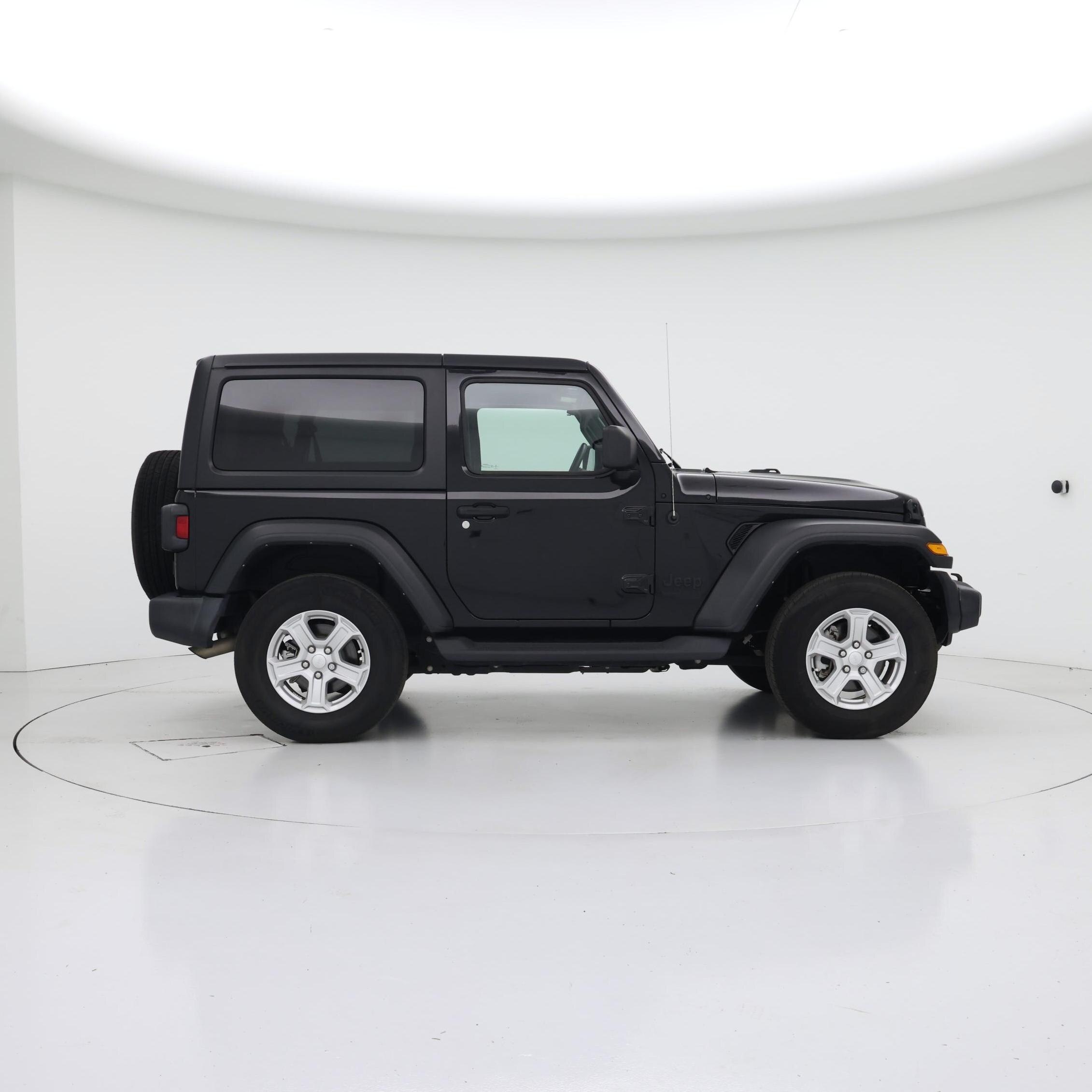 Thumbnail: 2021 Jeep Wrangler - 7