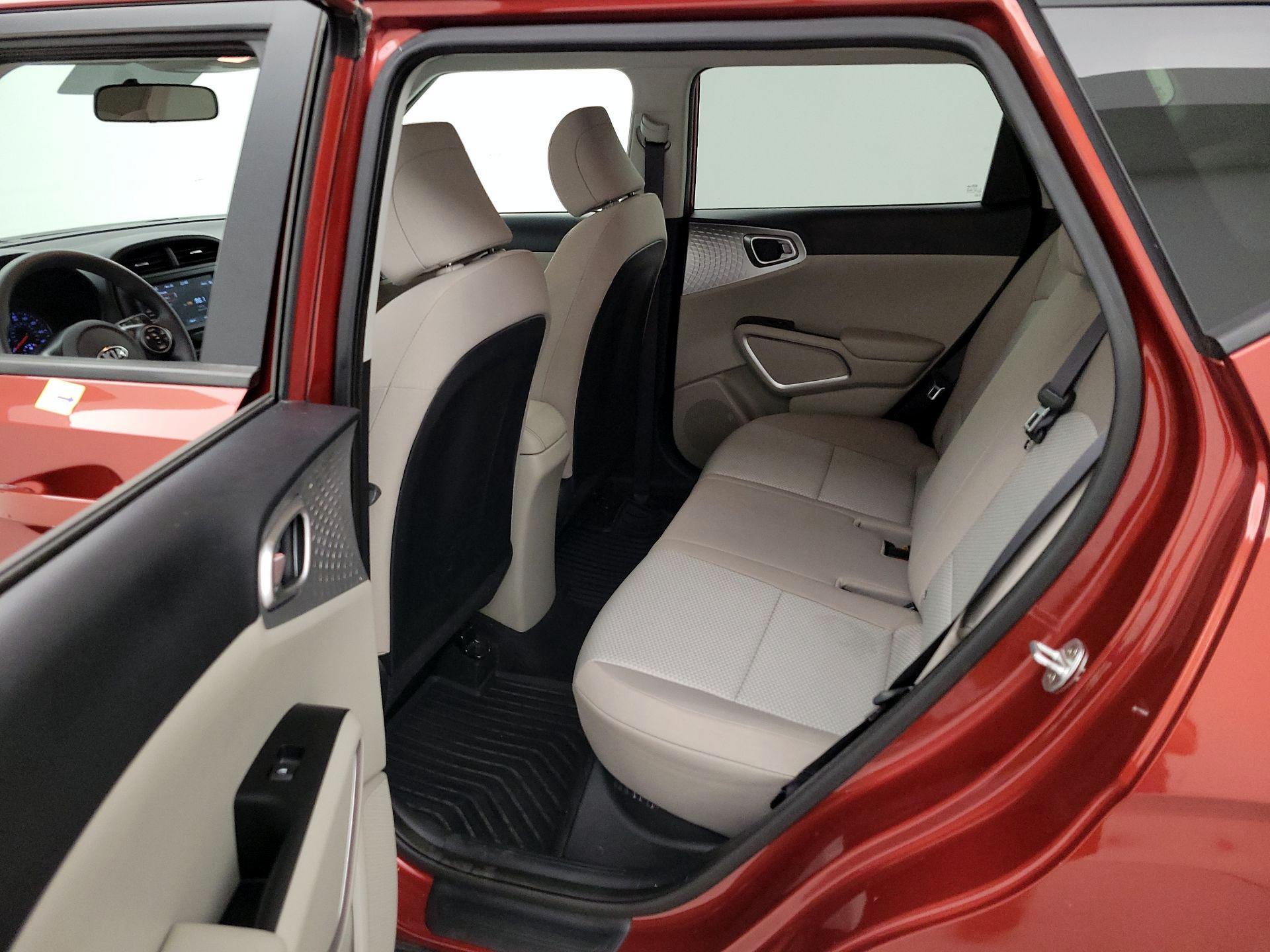 Thumbnail: 2020 Kia Soul - 18