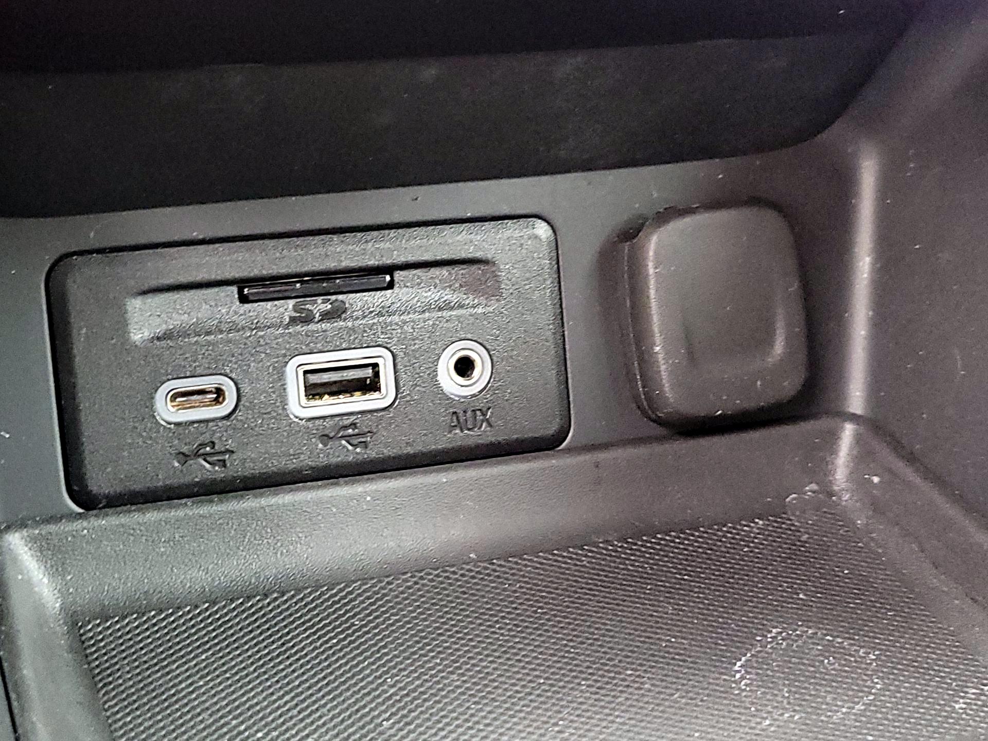 Thumbnail: 2020 GMC Terrain - 18