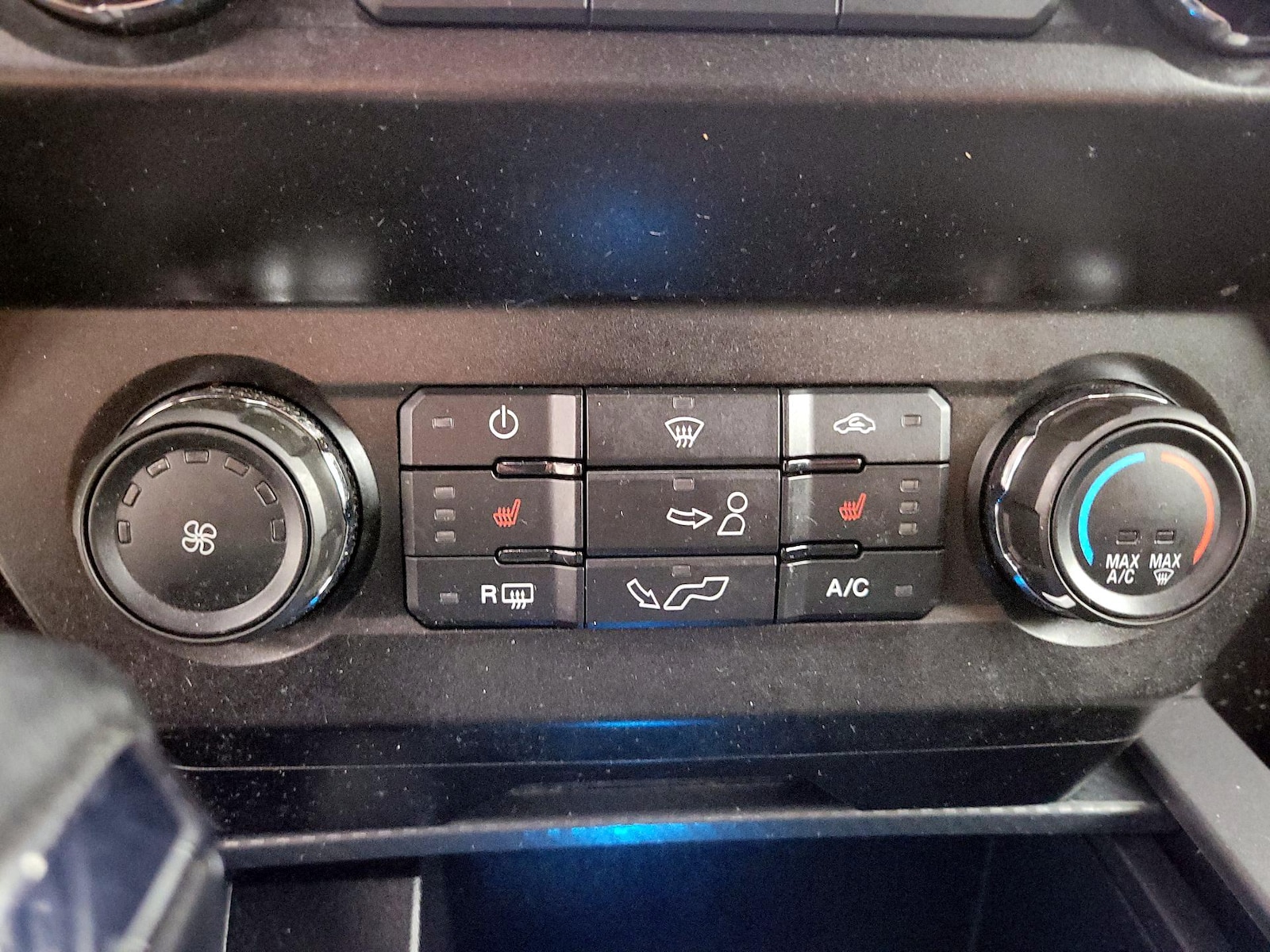 2020 Ford F-150 XLT - Photo 18