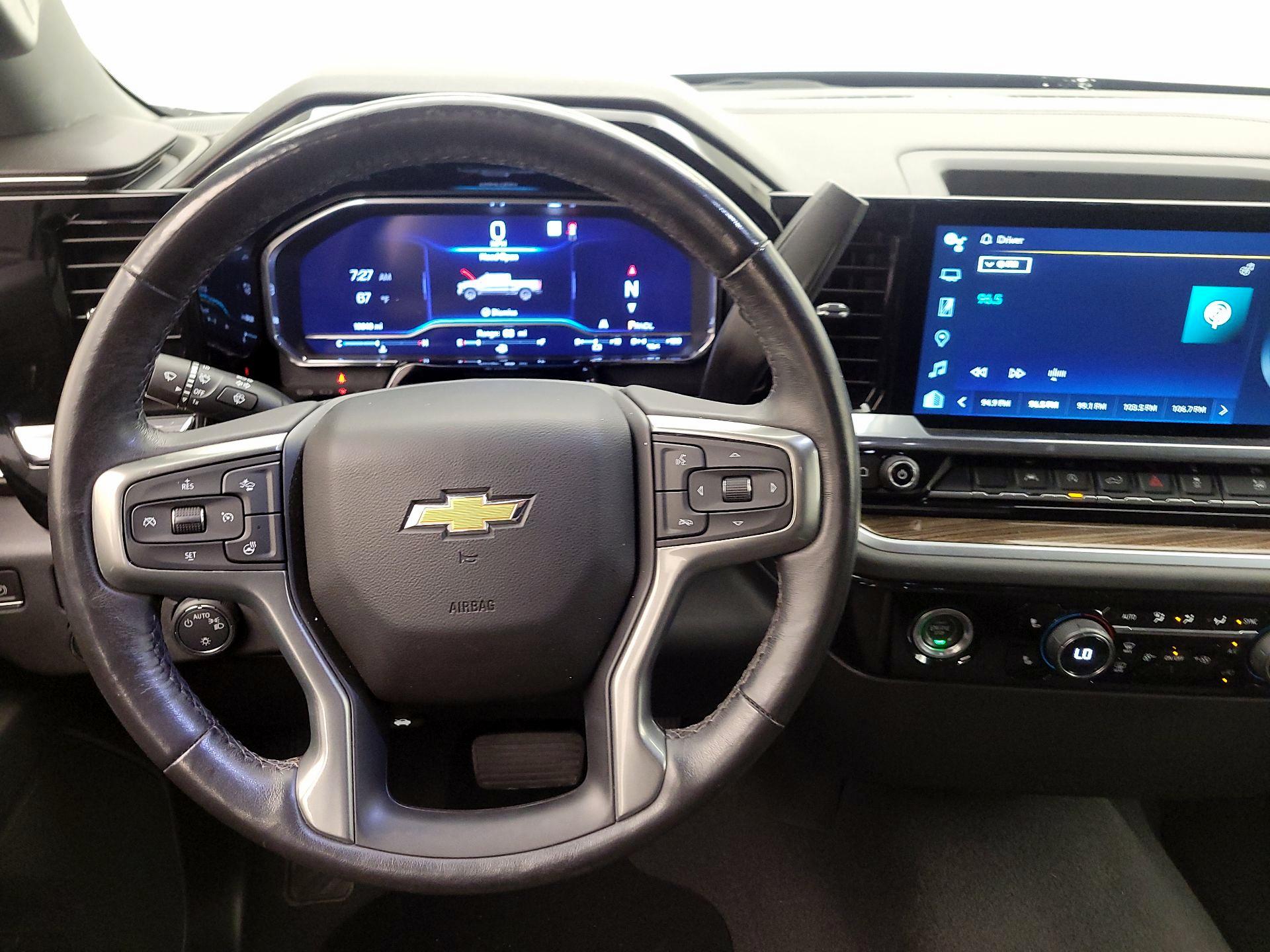 Thumbnail: 2022 Chevrolet Silverado 1500 - 10