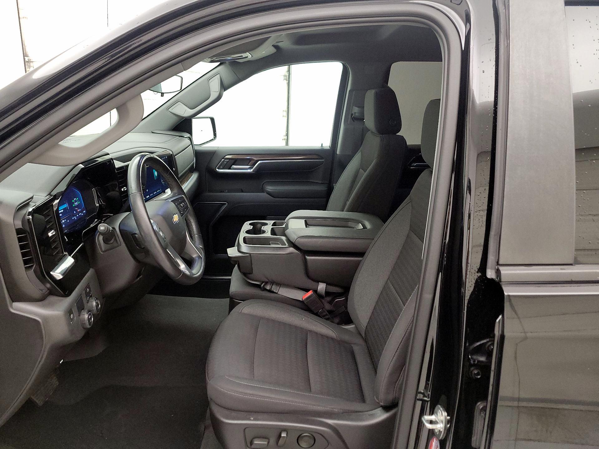 Thumbnail: 2022 Chevrolet Silverado 1500 - 11