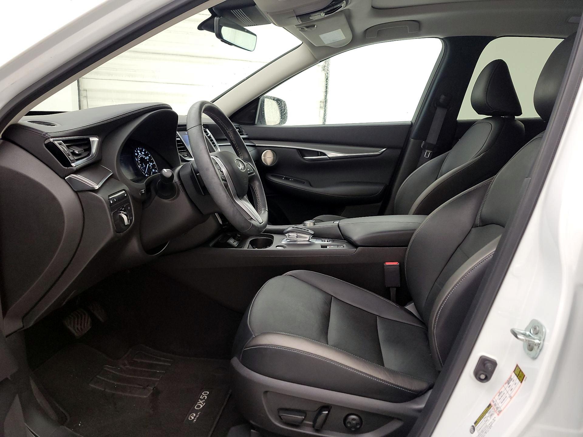 Thumbnail: 2023 INFINITI QX50 - 11