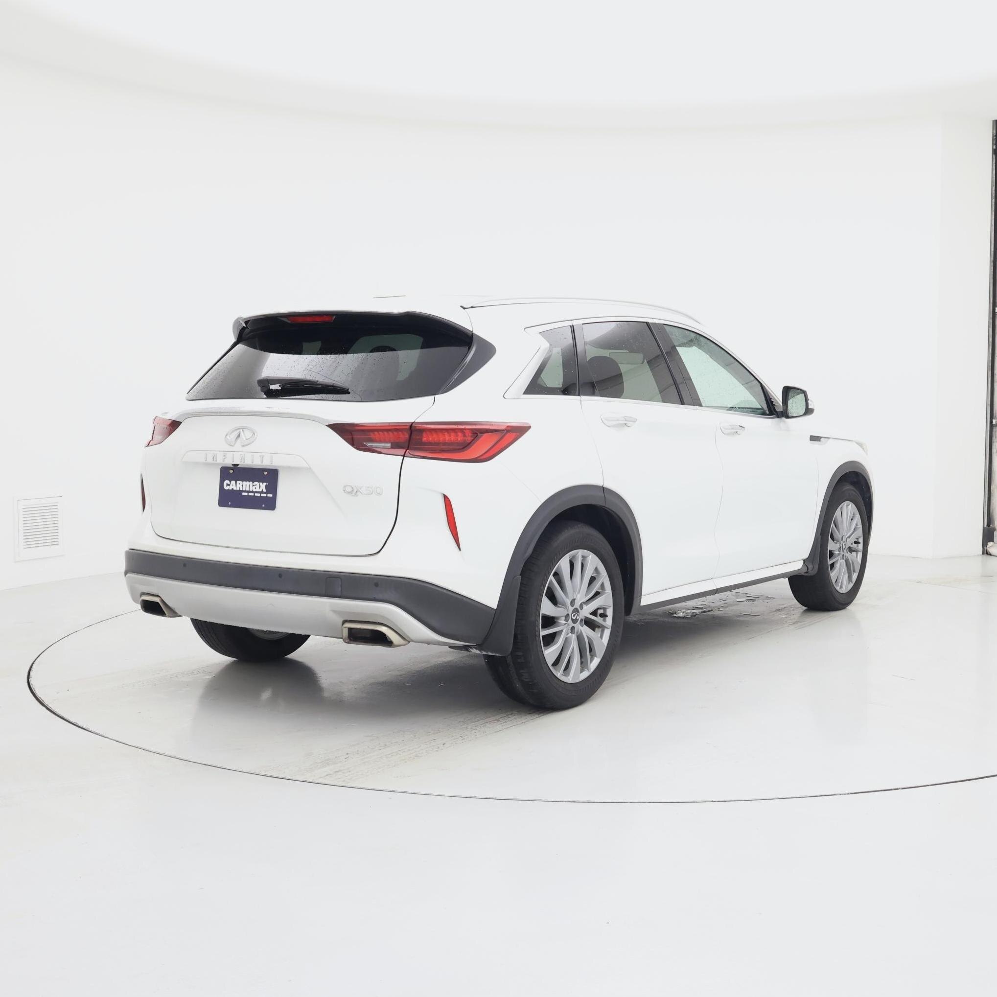 Thumbnail: 2023 INFINITI QX50 - 8