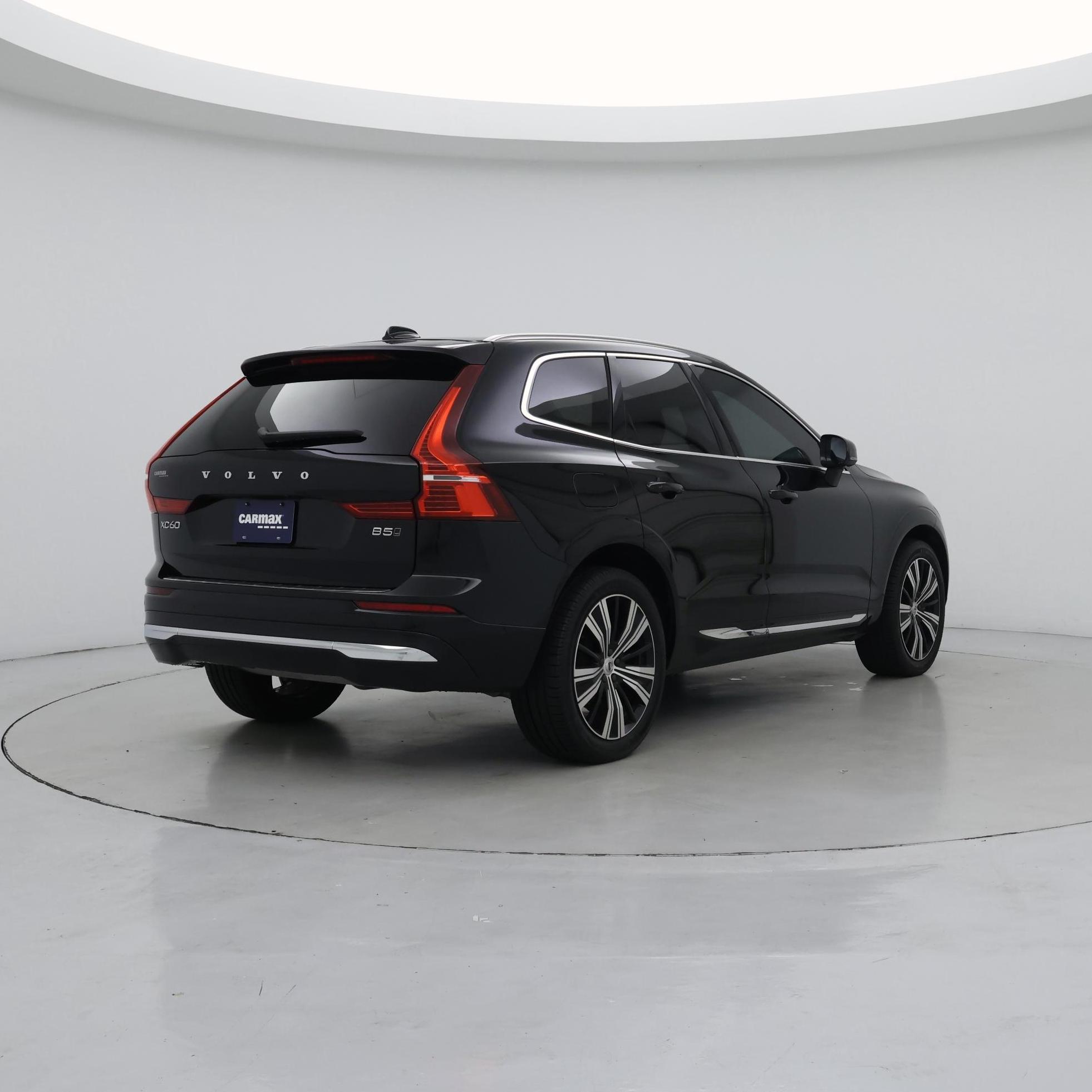 Thumbnail: 2023 Volvo XC60 - 8