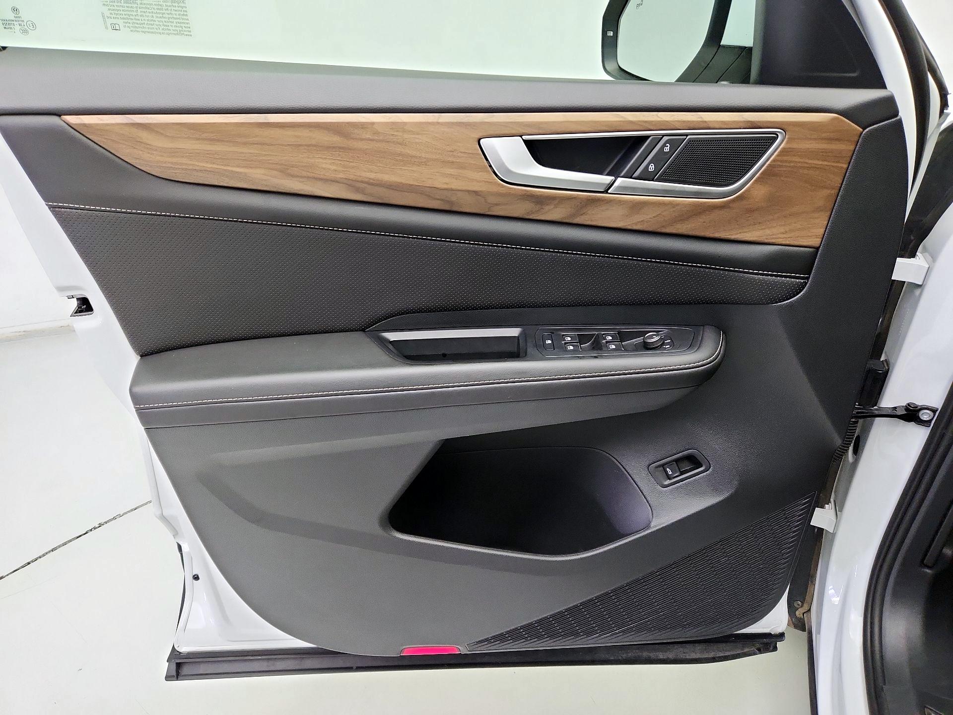 Thumbnail: 2025 Volkswagen Atlas - 12